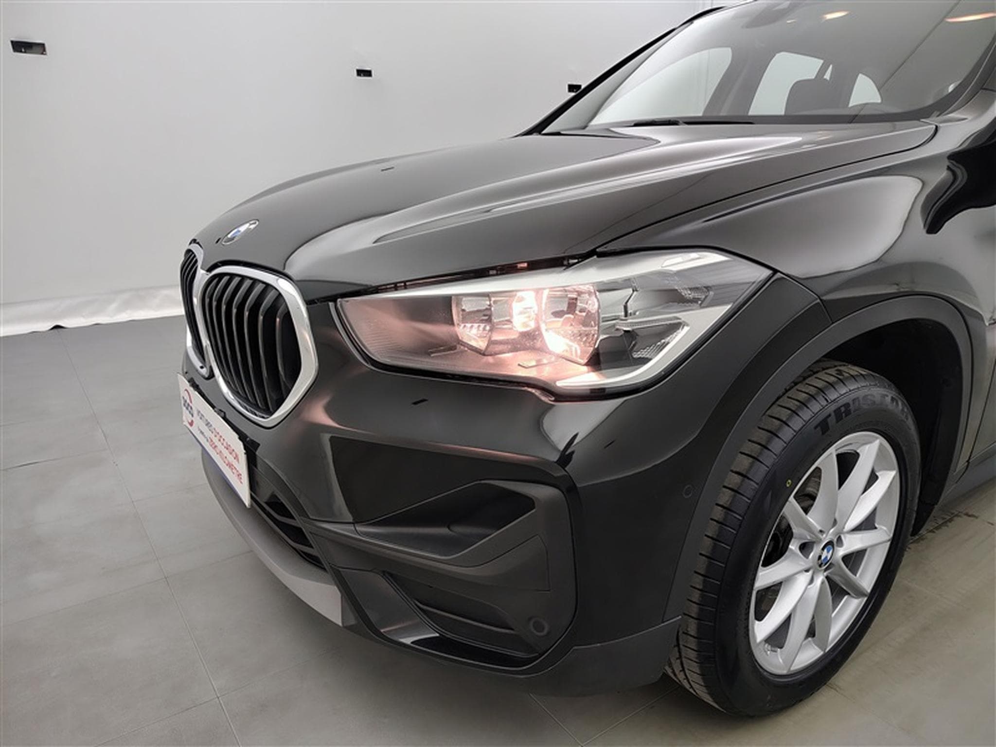 BMW X1 1.5 dA sDrive16 NAVI / CLIM / PDC AV-AR (2022) - Photo 15