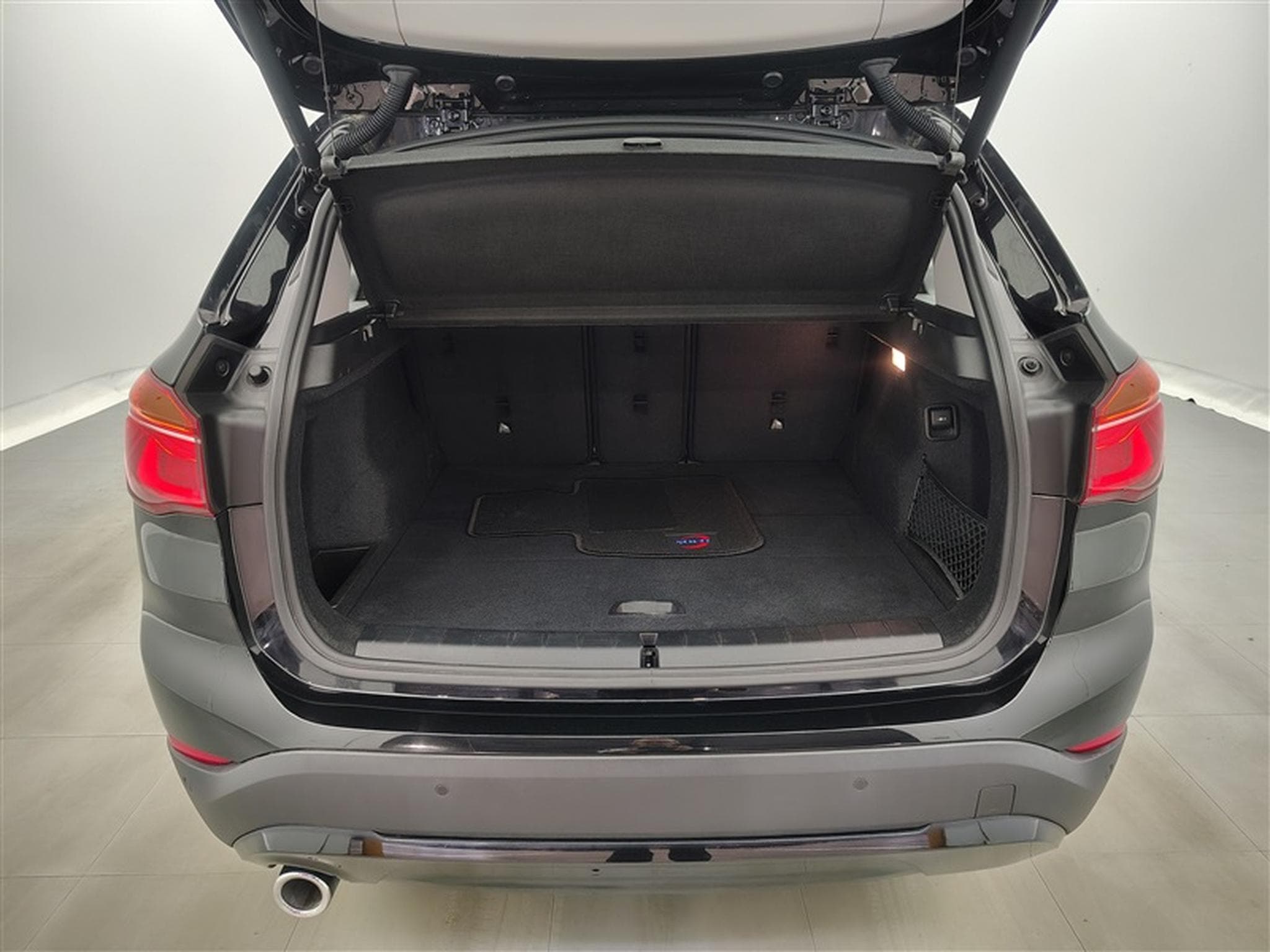 BMW X1 1.5 dA sDrive16 NAVI / CLIM / PDC AV-AR (2022) - Photo 14