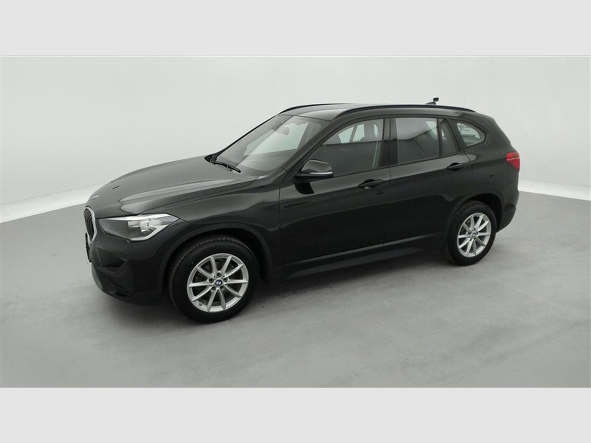 BMW X1 1.5 dA sDrive16 NAVI / CLIM / PDC AV-AR (2022) - Photo 20