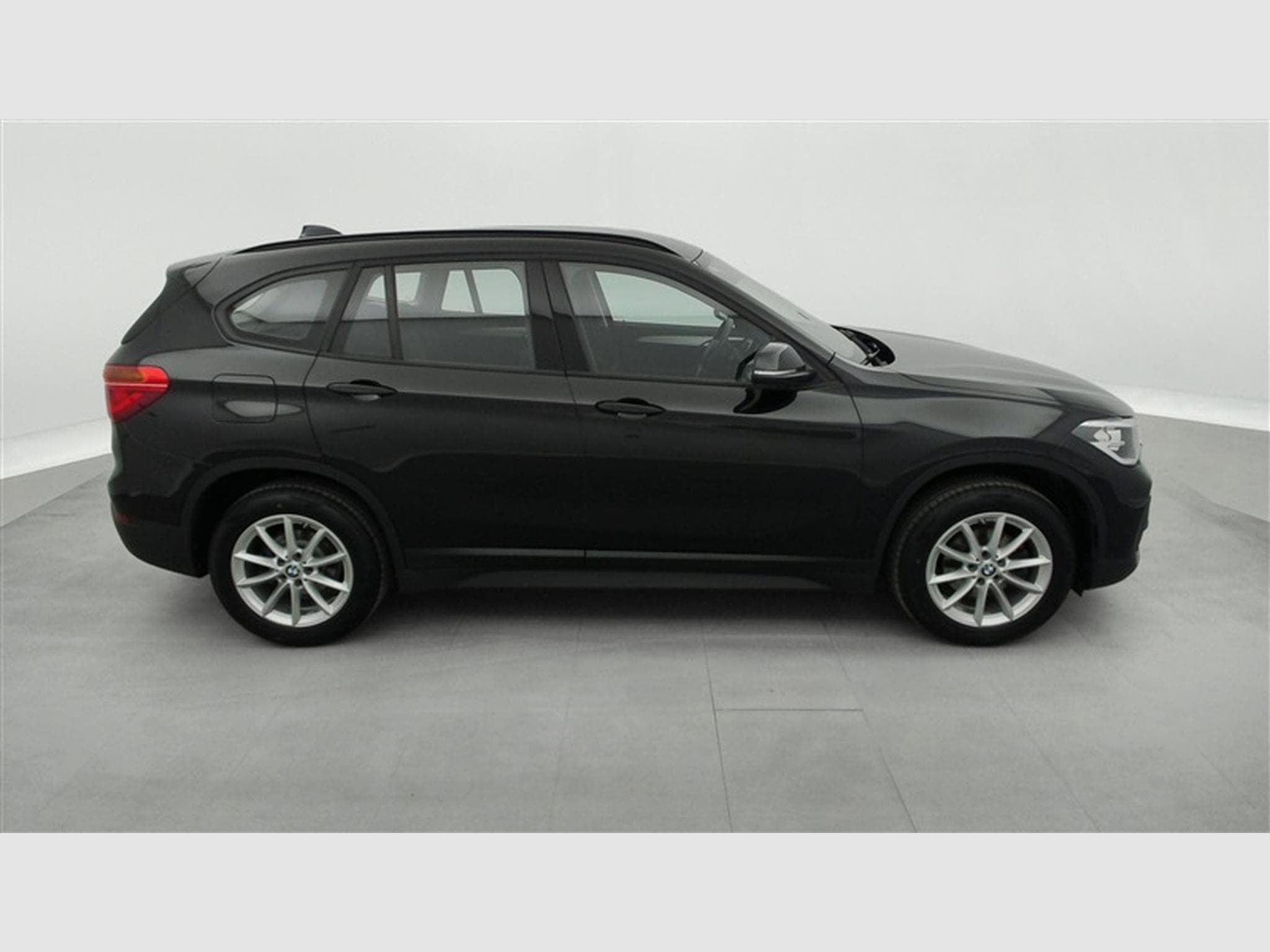 BMW X1 1.5 dA sDrive16 NAVI / CLIM / PDC AV-AR (2022) - Photo 23