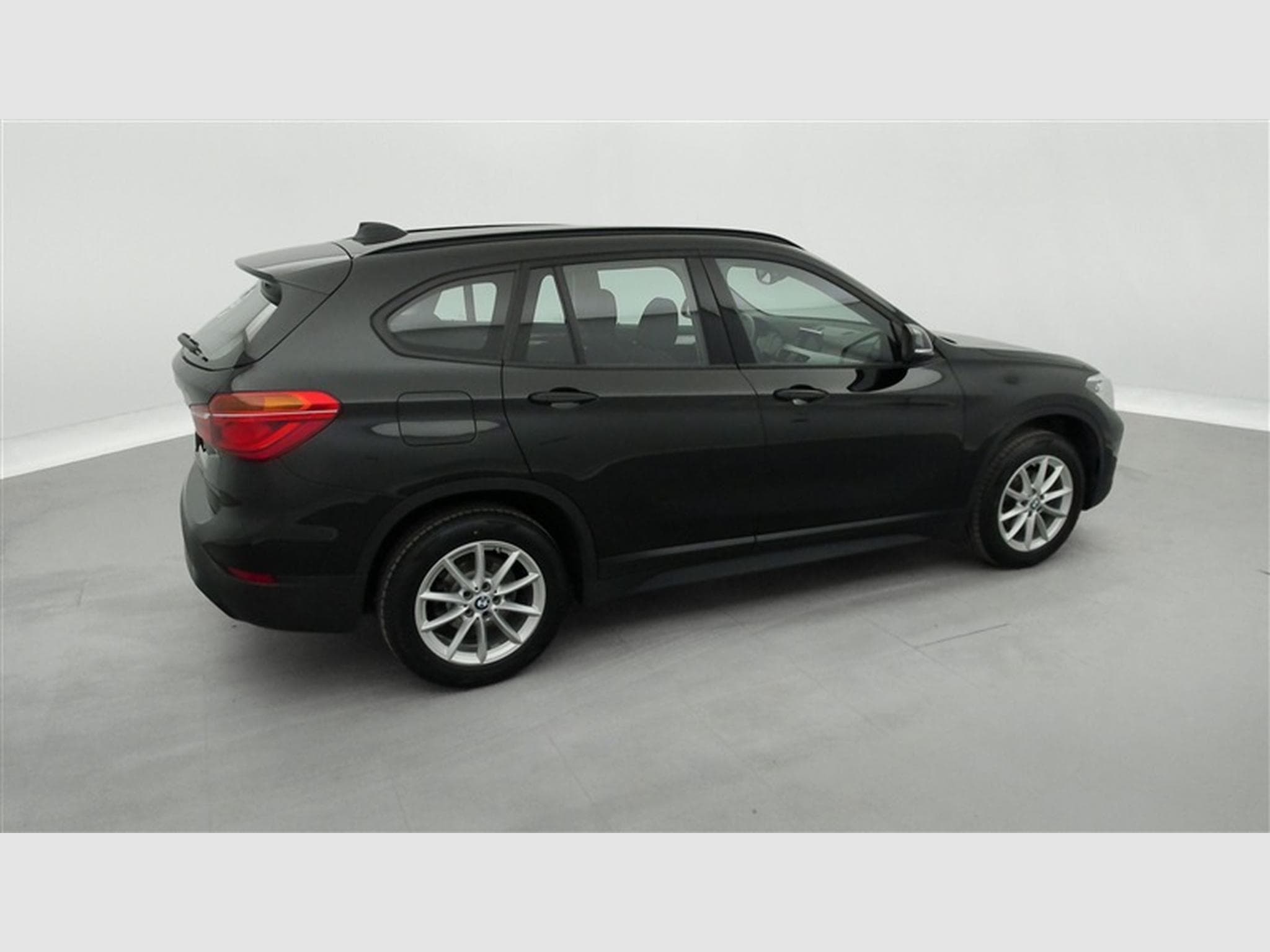 BMW X1 1.5 dA sDrive16 NAVI / CLIM / PDC AV-AR (2022) - Photo 24