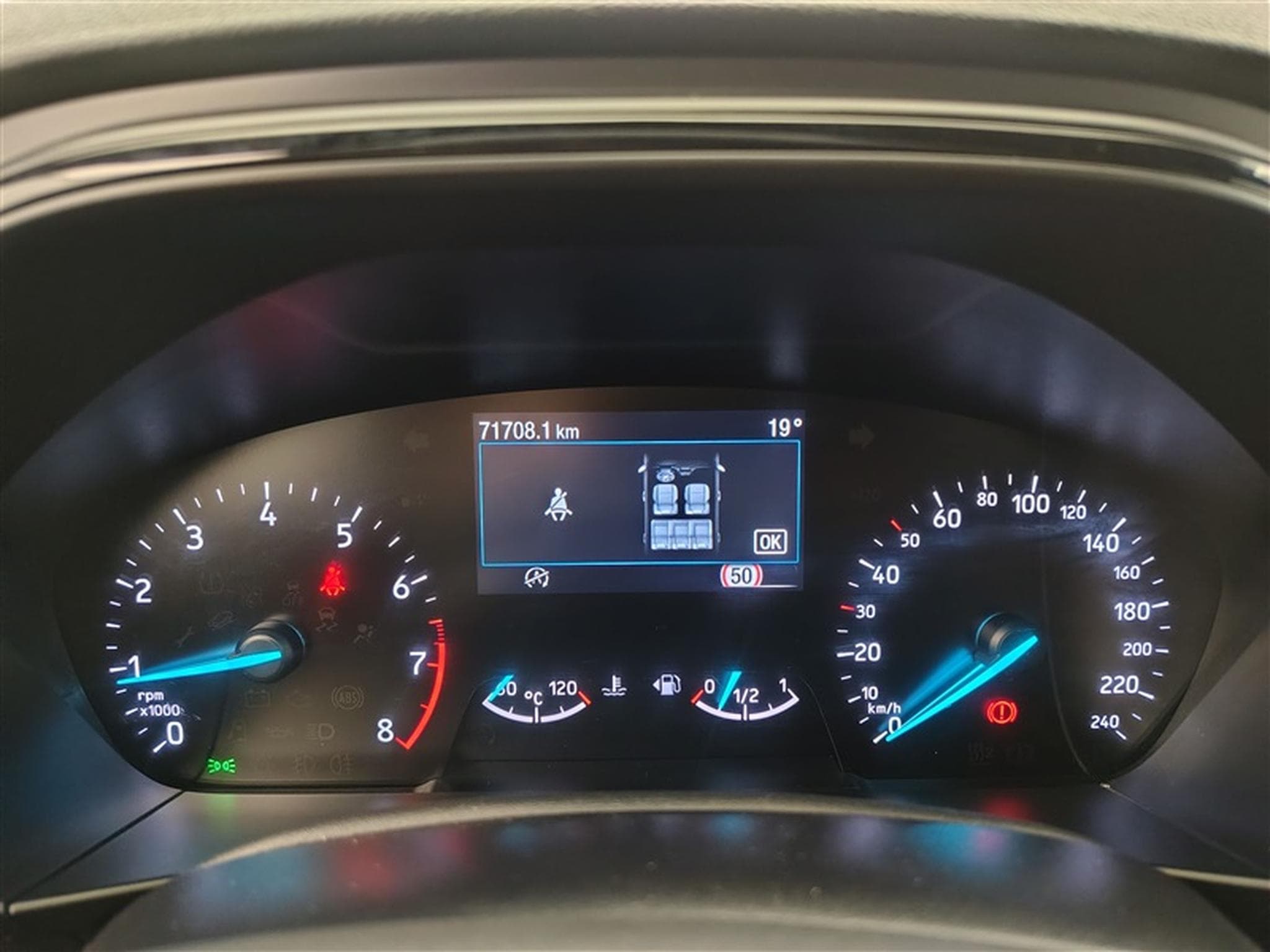Ford Focus 1.0 EcoBoost 125Cv ST-Line NAVI / FULL LED / CARPLAY (2024) - Photo 10