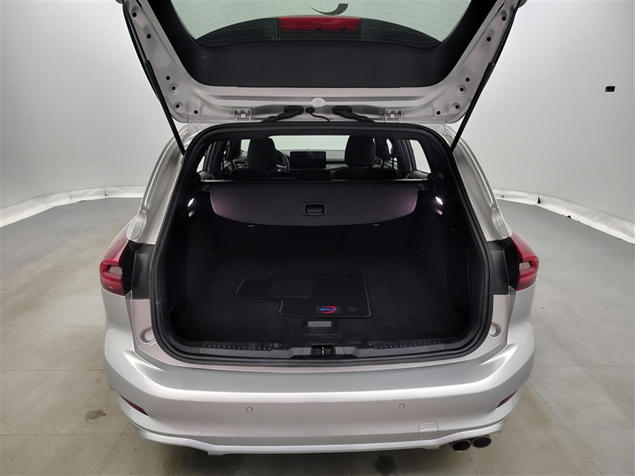 Ford Focus 1.0 EcoBoost 125Cv ST-Line NAVI / FULL LED / CARPLAY (2024) - Photo 14