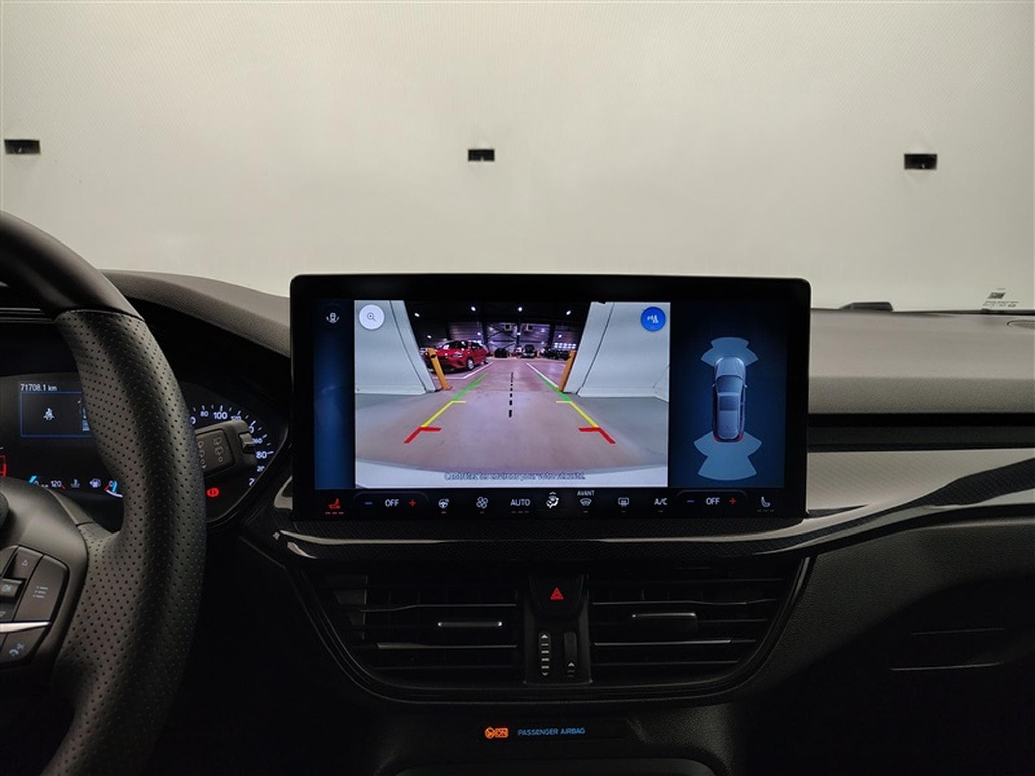 Ford Focus 1.0 EcoBoost 125Cv ST-Line NAVI / FULL LED / CARPLAY (2024) - Photo 18