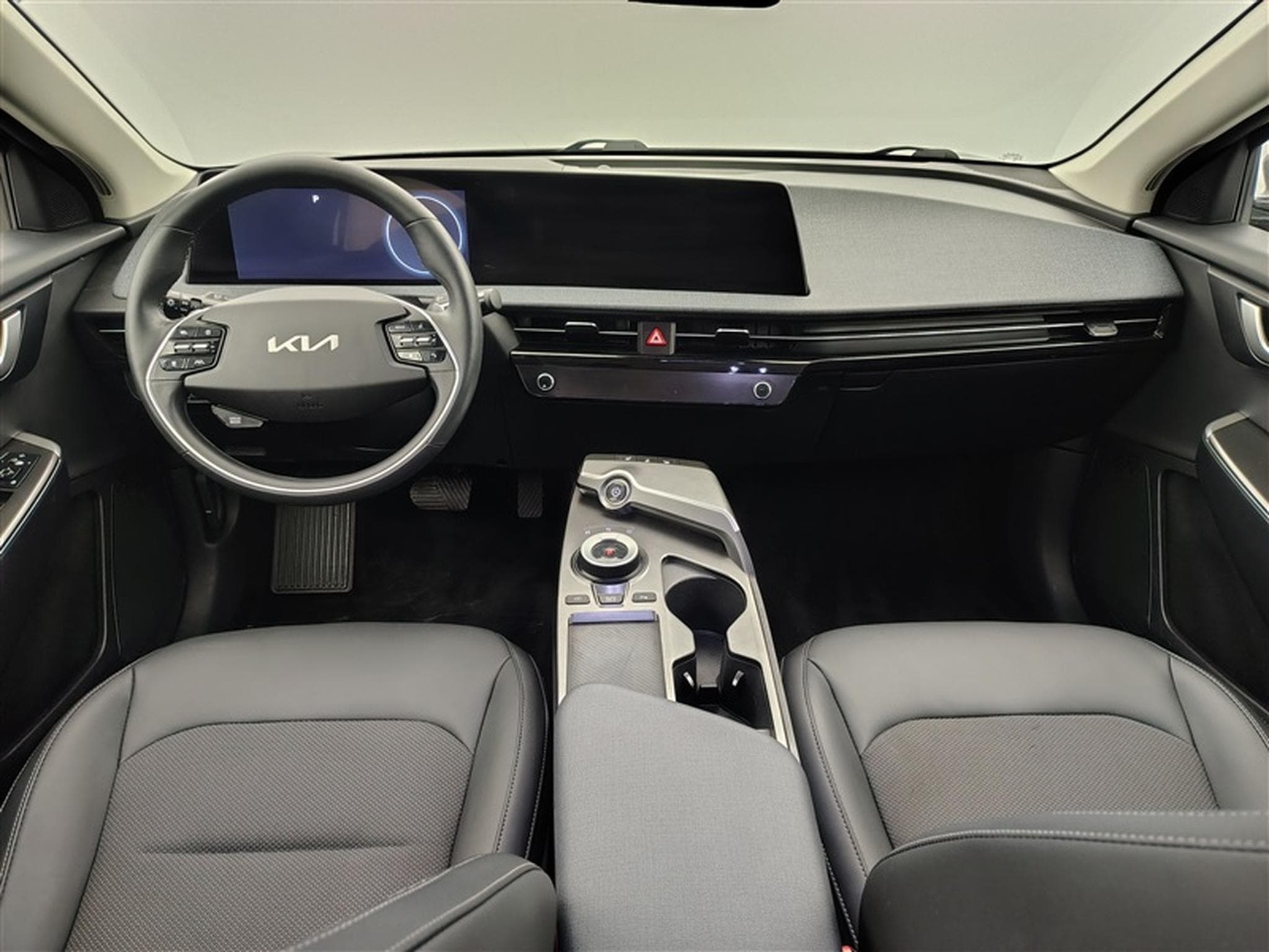 Kia EV6 58.0 kWh RWD Air Navi / Led / PDC+Caméra (2024) - Foto 8
