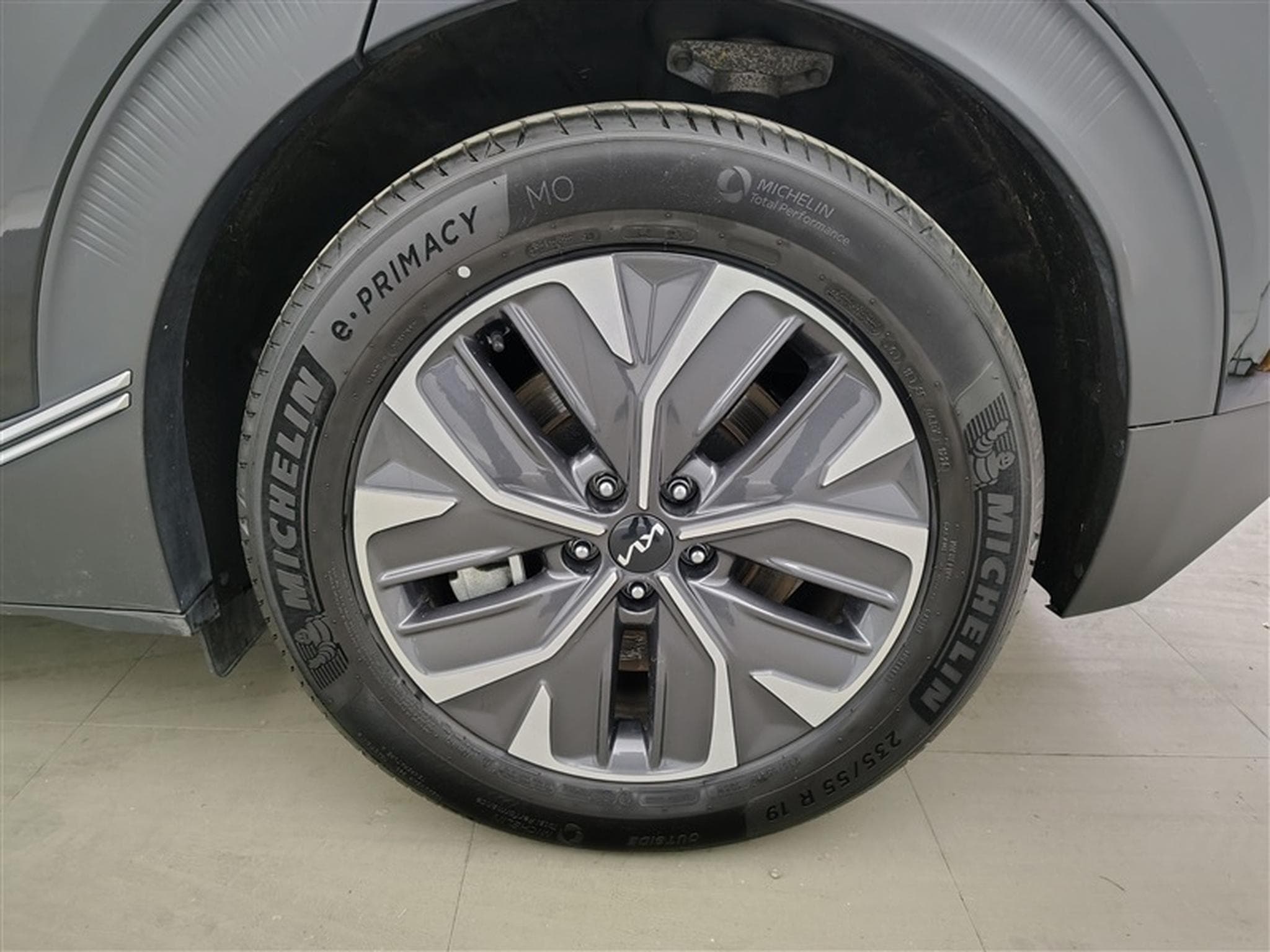 Kia EV6 58.0 kWh RWD Air Navi / Led / PDC+Caméra (2024) - Foto 6