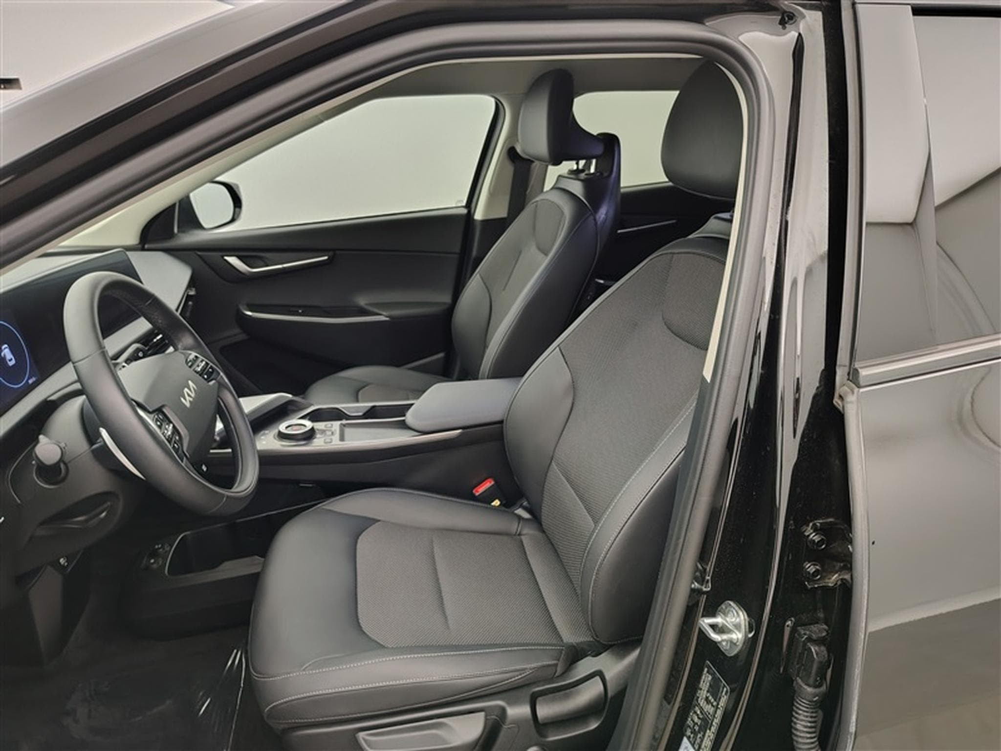Kia EV6 58.0 kWh RWD Air Navi / Led / PDC+Caméra (2024) - Foto 7