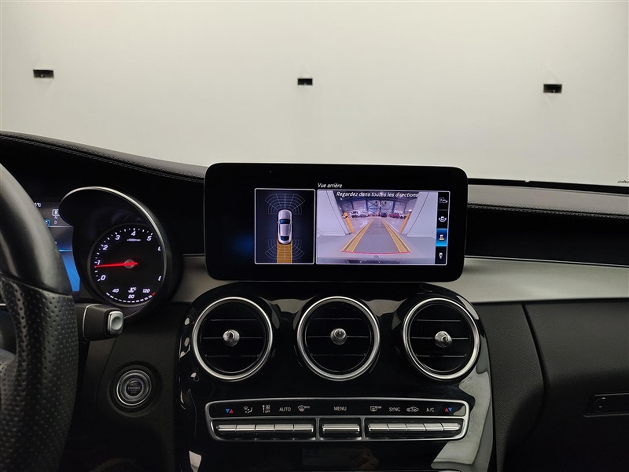Mercedes C 180 Coupe C 180 AMG Line°NAV°CARPLAY°CAM°PDC AV-AR°FULL LED (2023) - Photo 18