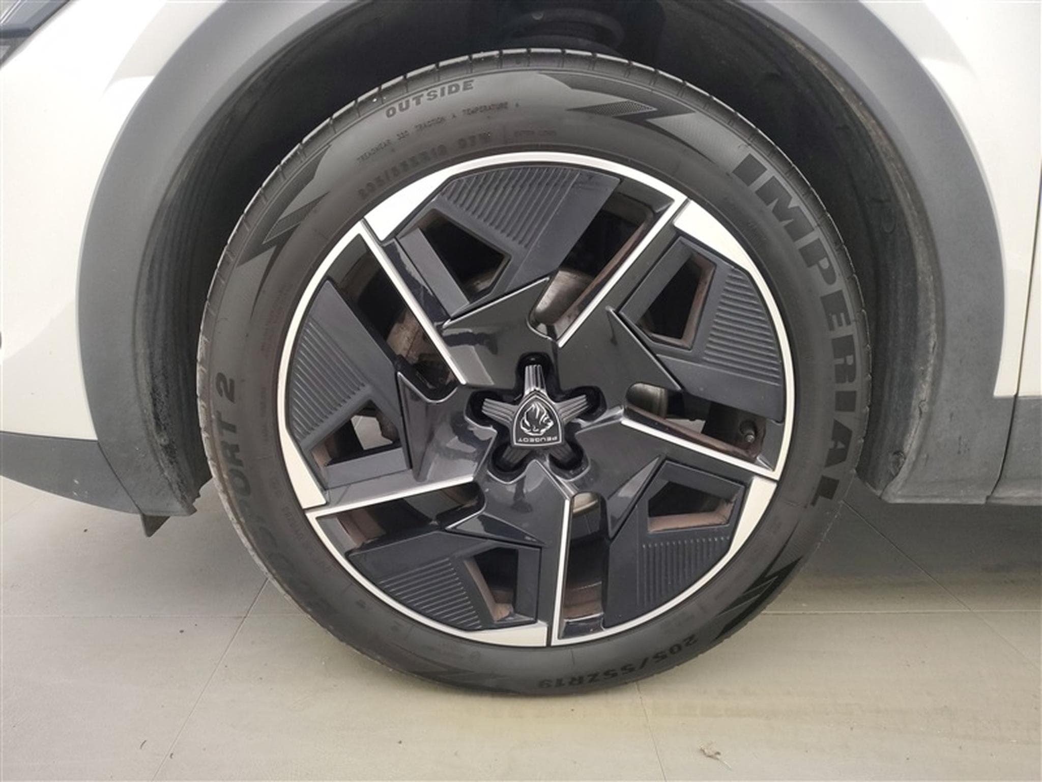 Peugeot 408 GT-Line **AUTO/CUIR/FULL LED/CAMERA/TO PANO** (2023) - Photo 6