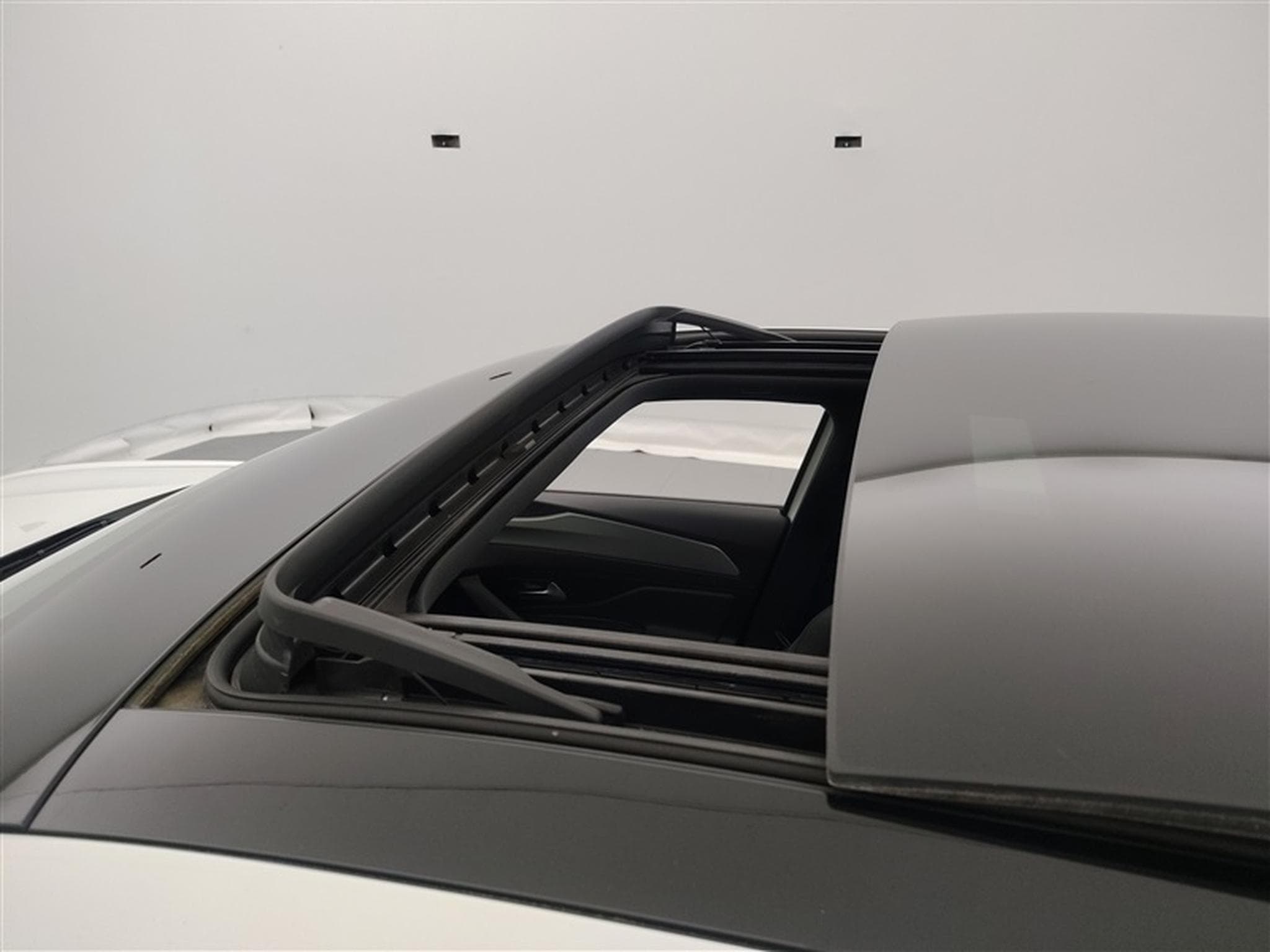 Peugeot 408 GT-Line **AUTO/CUIR/FULL LED/CAMERA/TO PANO** (2023) - Photo 18
