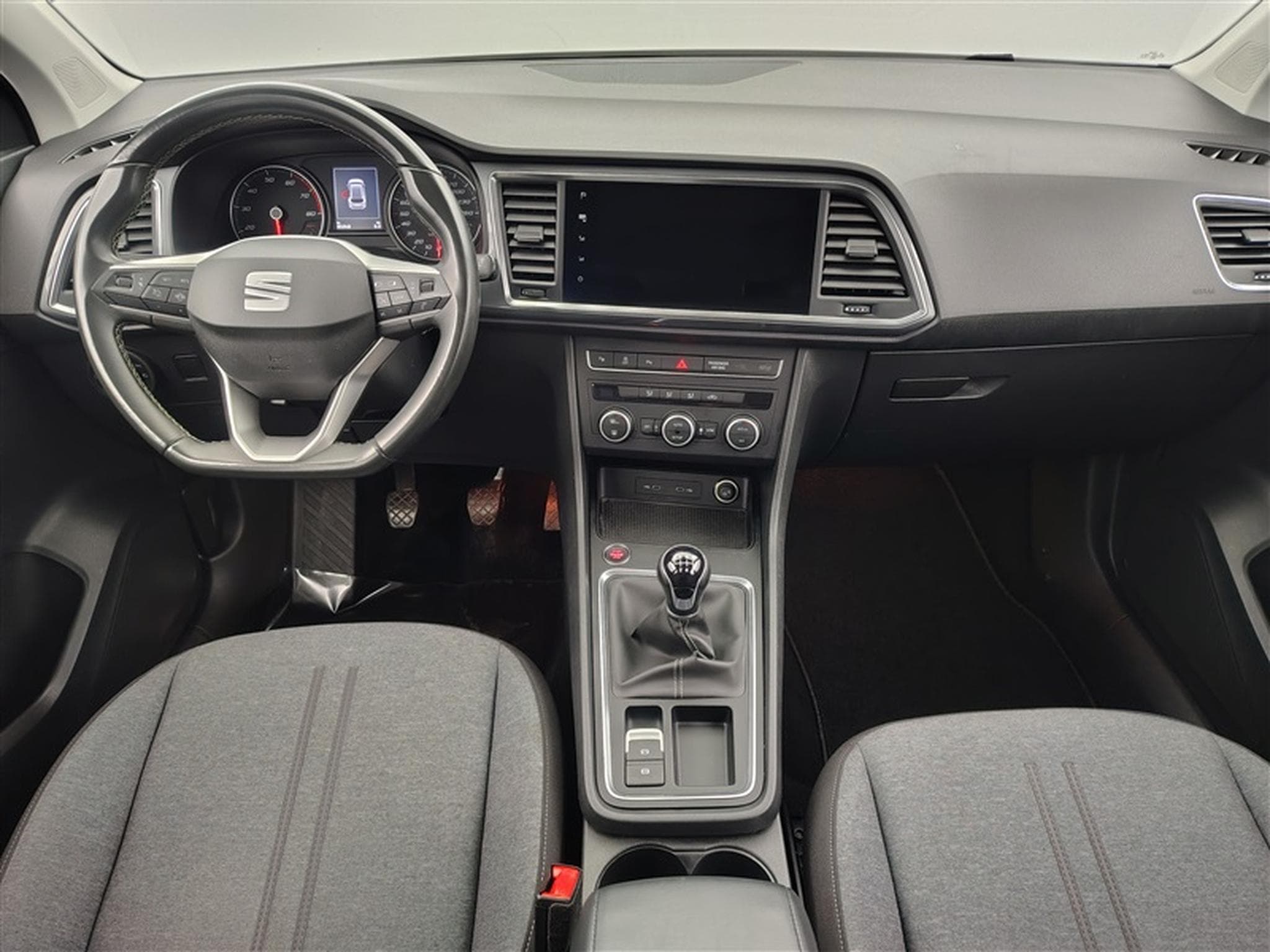 Seat Ateca 1.0 TSI Move! NAVI/FULL LED/JA17/PDC (2021) - Photo 8
