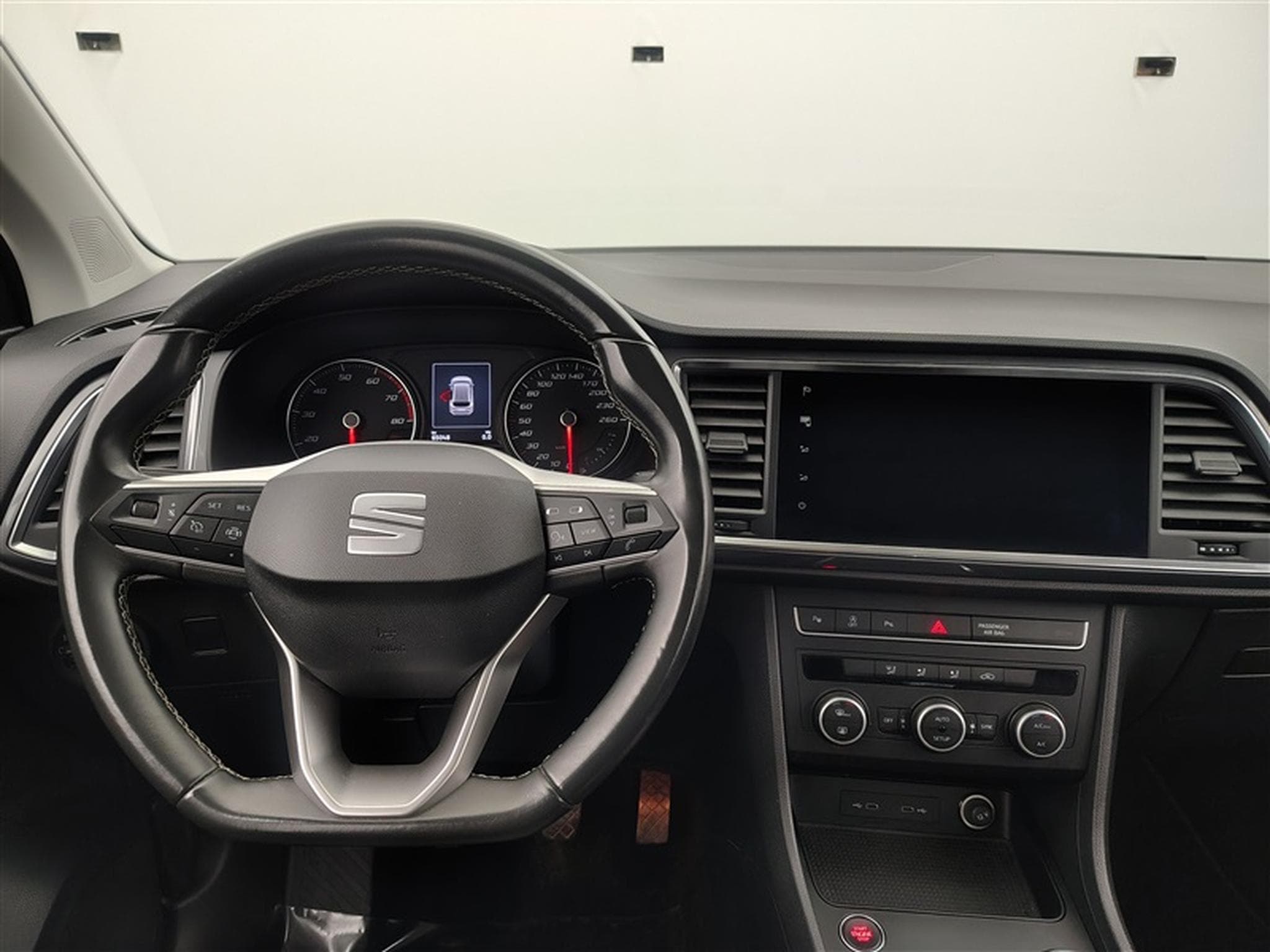Seat Ateca 1.0 TSI Move! NAVI/FULL LED/JA17/PDC (2021) - Photo 9