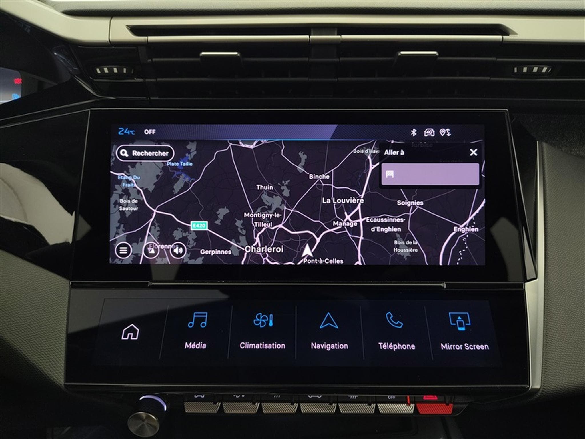 Peugeot 408 1.2 PureTech Allure AUTO/CAM/CARPLAY (2023) - Photo 11