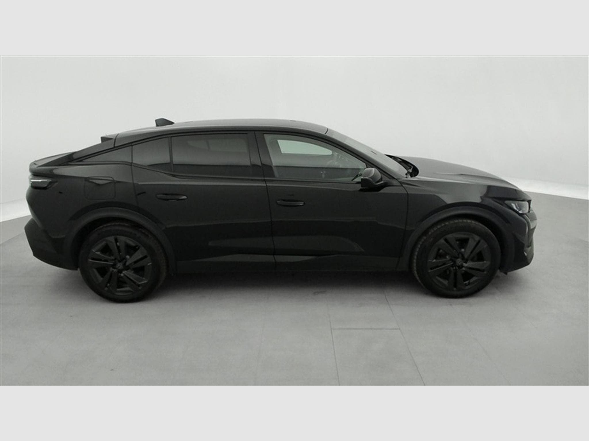 Peugeot 408 1.2 PureTech Allure AUTO/CAM/CARPLAY (2023) - Photo 25