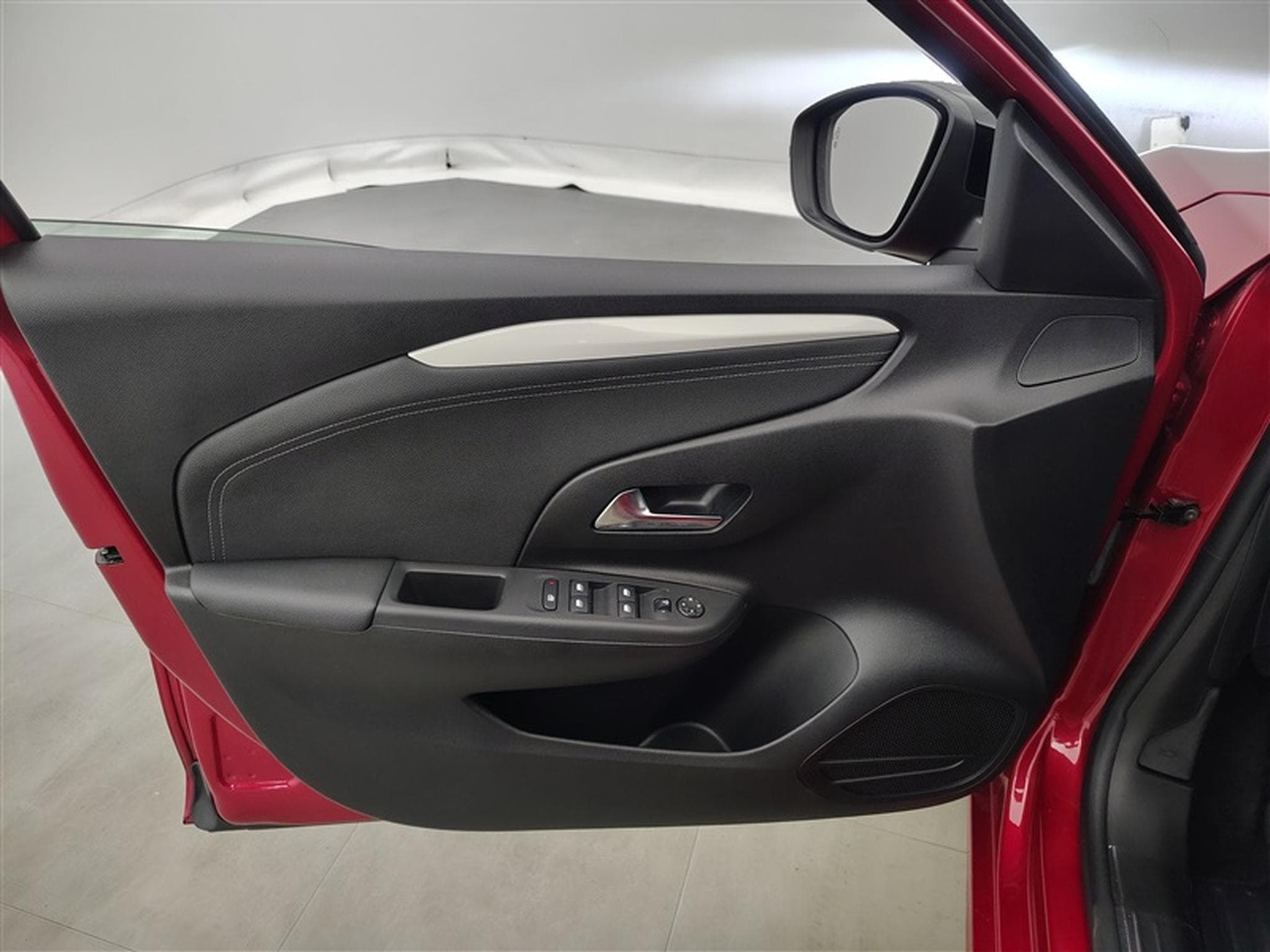 Opel Corsa 1.2 Turbo 100Cv GS Line S-CUIR / CARPLAY / FULL LED / CAMERA (2025) - Photo 17