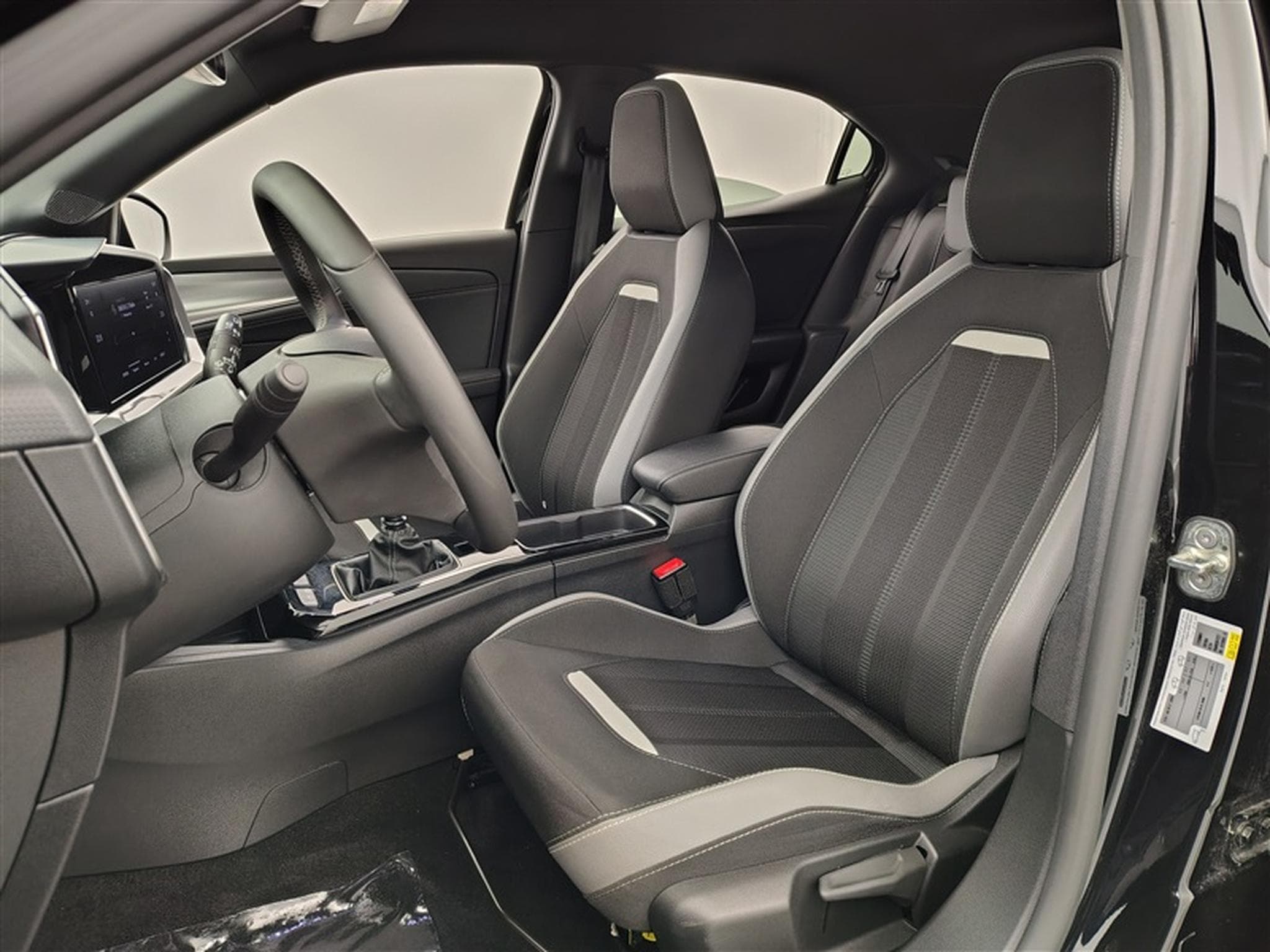 Opel Mokka 1.2 Turbo GS Line NAVI / FULL LED / S-CUIR (2024) - Photo 7