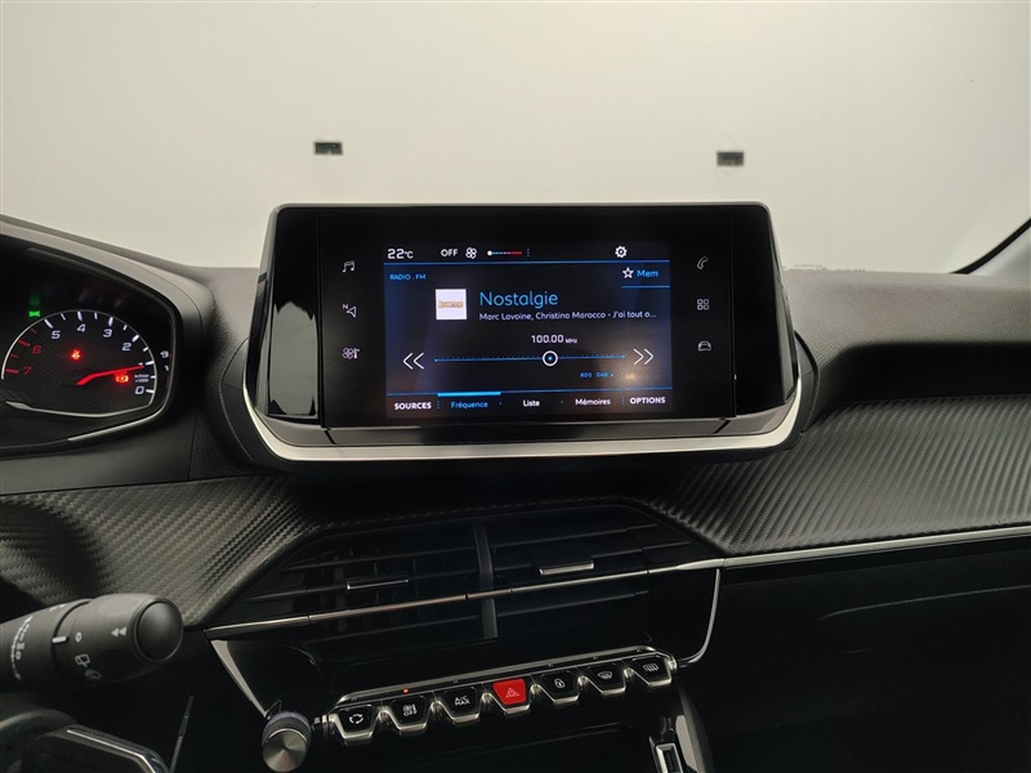 Peugeot 208 1.2i PureTech Active MIRRORLINK / PDC AR / JA 16" (2022) - Photo 11