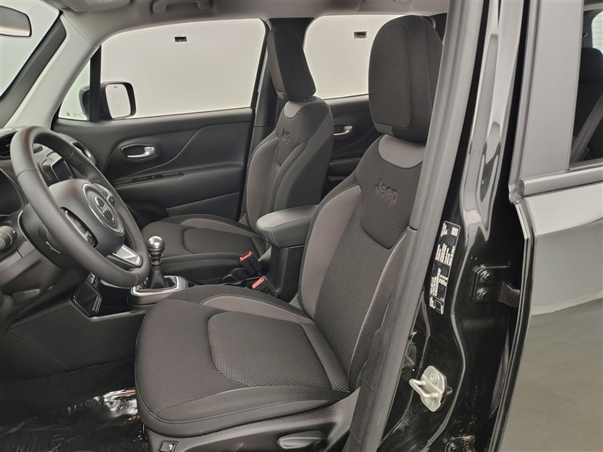 Jeep Renegade 1.0 T3 120cv Longitude CARPLAY / PDC AR / JA 16" (2024) - Foto 7