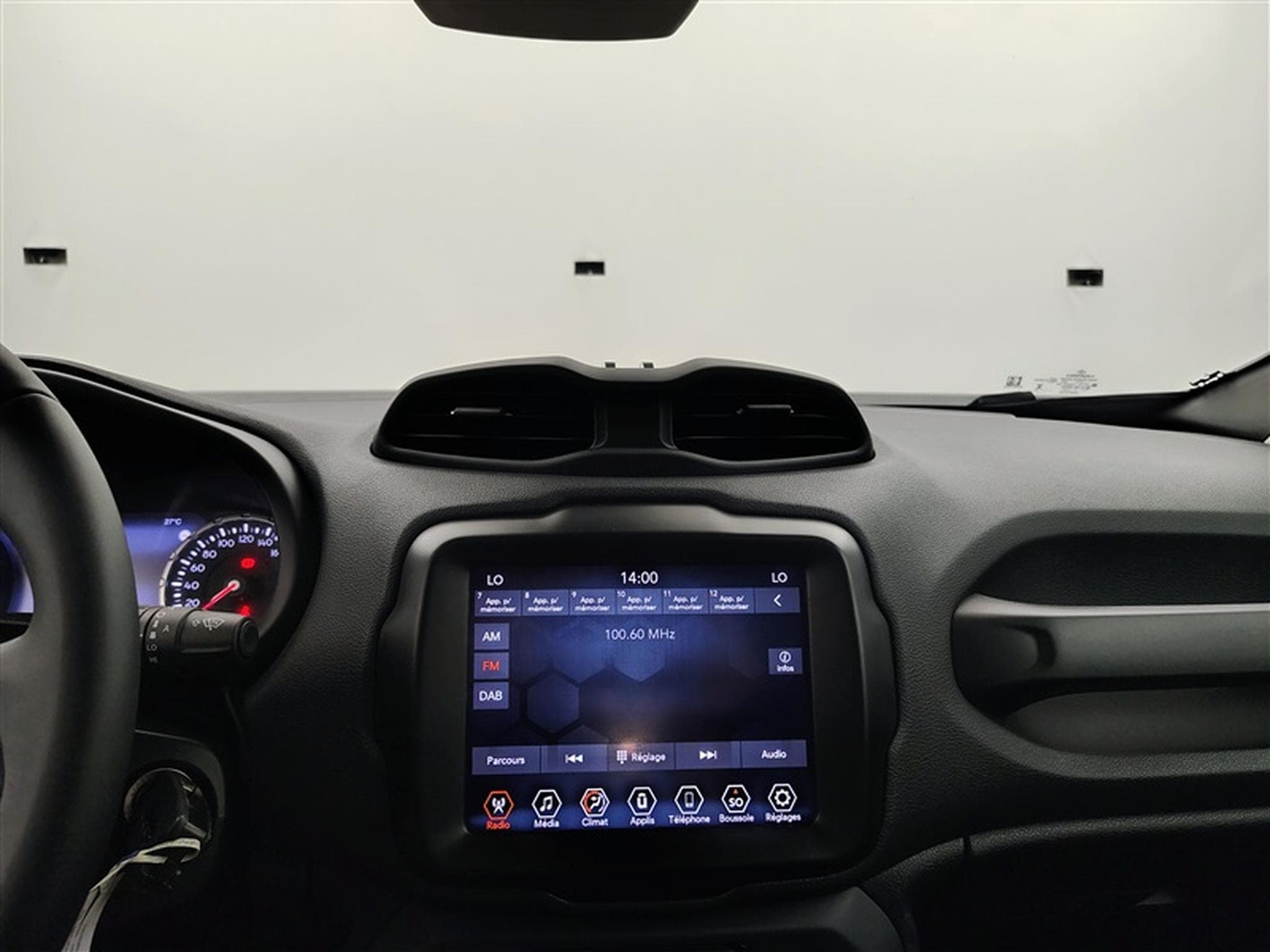 Jeep Renegade 1.0 T3 120cv Longitude CARPLAY / PDC AR / JA 16" (2024) - Foto 11