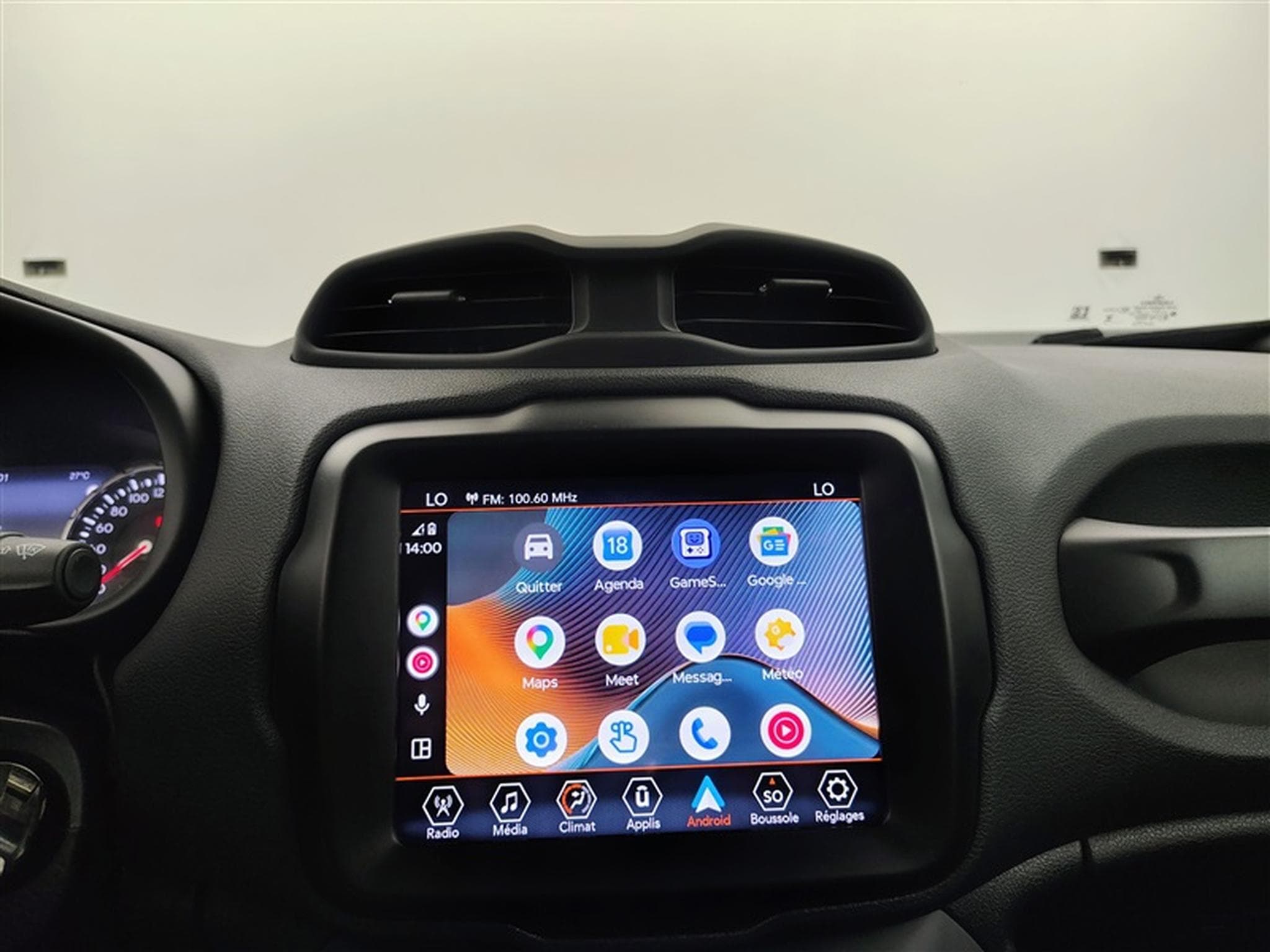 Jeep Renegade 1.0 T3 120cv Longitude CARPLAY / PDC AR / JA 16" (2024) - Foto 19