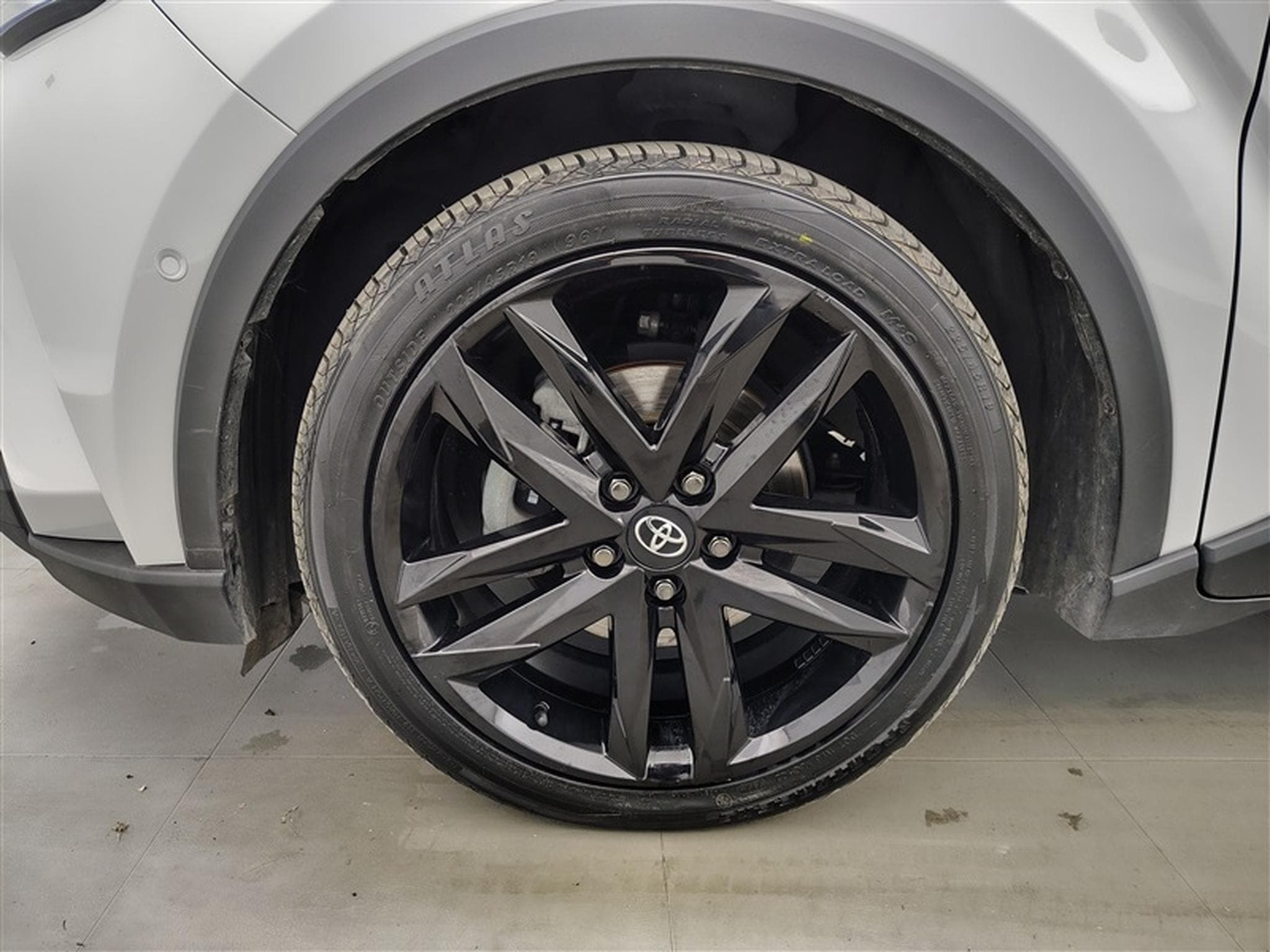 Toyota C-HR 1.8i VVT-i Hybrid GR Sport E-CVT CLIM/NAVI/PDC/JBL AUDIO (2022) - Photo 6