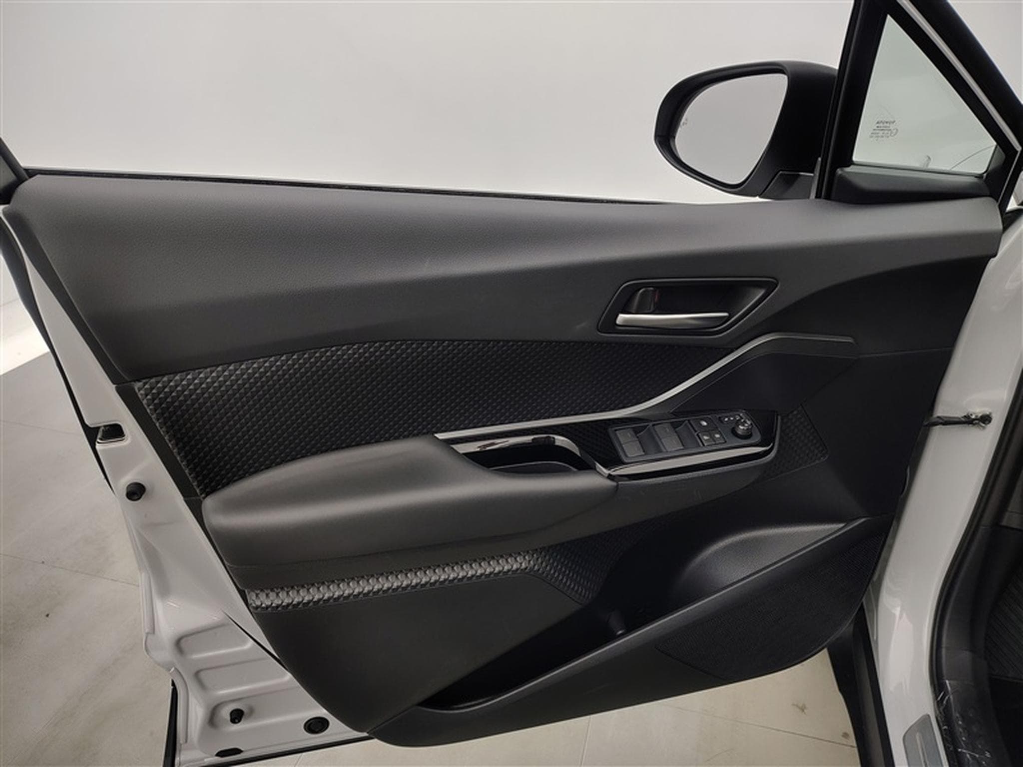 Toyota C-HR 1.8i VVT-i Hybrid GR Sport E-CVT CLIM/NAVI/PDC/JBL AUDIO (2022) - Photo 17