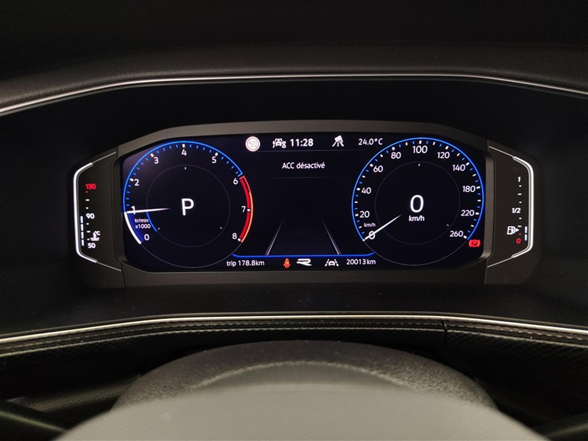 VW T-Cross 1.0 TSI 115Cv DSG7 R-Line CARPLAY / CAMERA / FULL LED (2025) - Photo 10