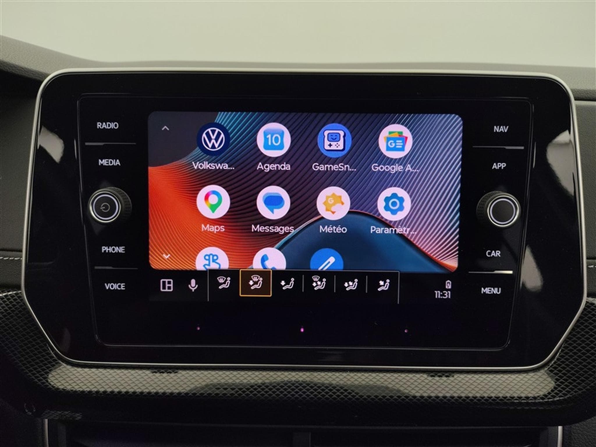 VW T-Cross 1.0 TSI 115Cv DSG7 R-Line CARPLAY / CAMERA / FULL LED (2025) - Photo 20