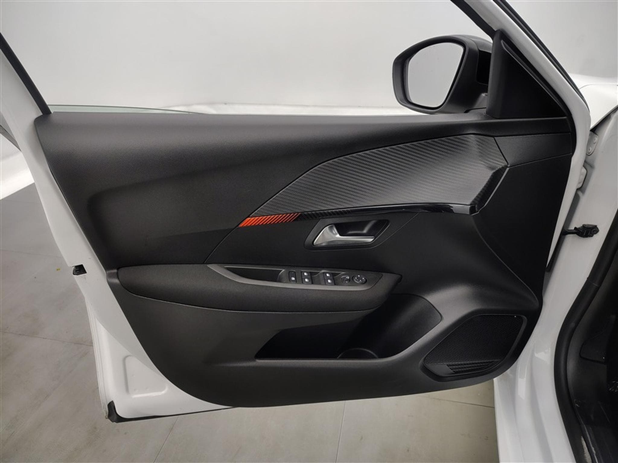 Peugeot 208 1.2i PureTech Active MIRRORLINK / PDC AR / JA 16" (2022) - Photo 16