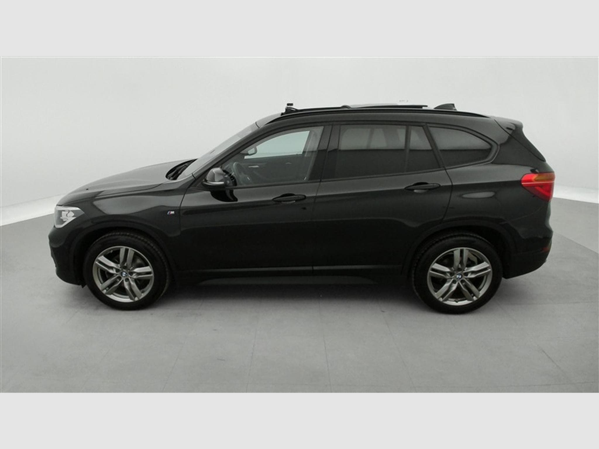 BMW X1 X1 1.5i sDrive18 OPF (2020) - Photo 3