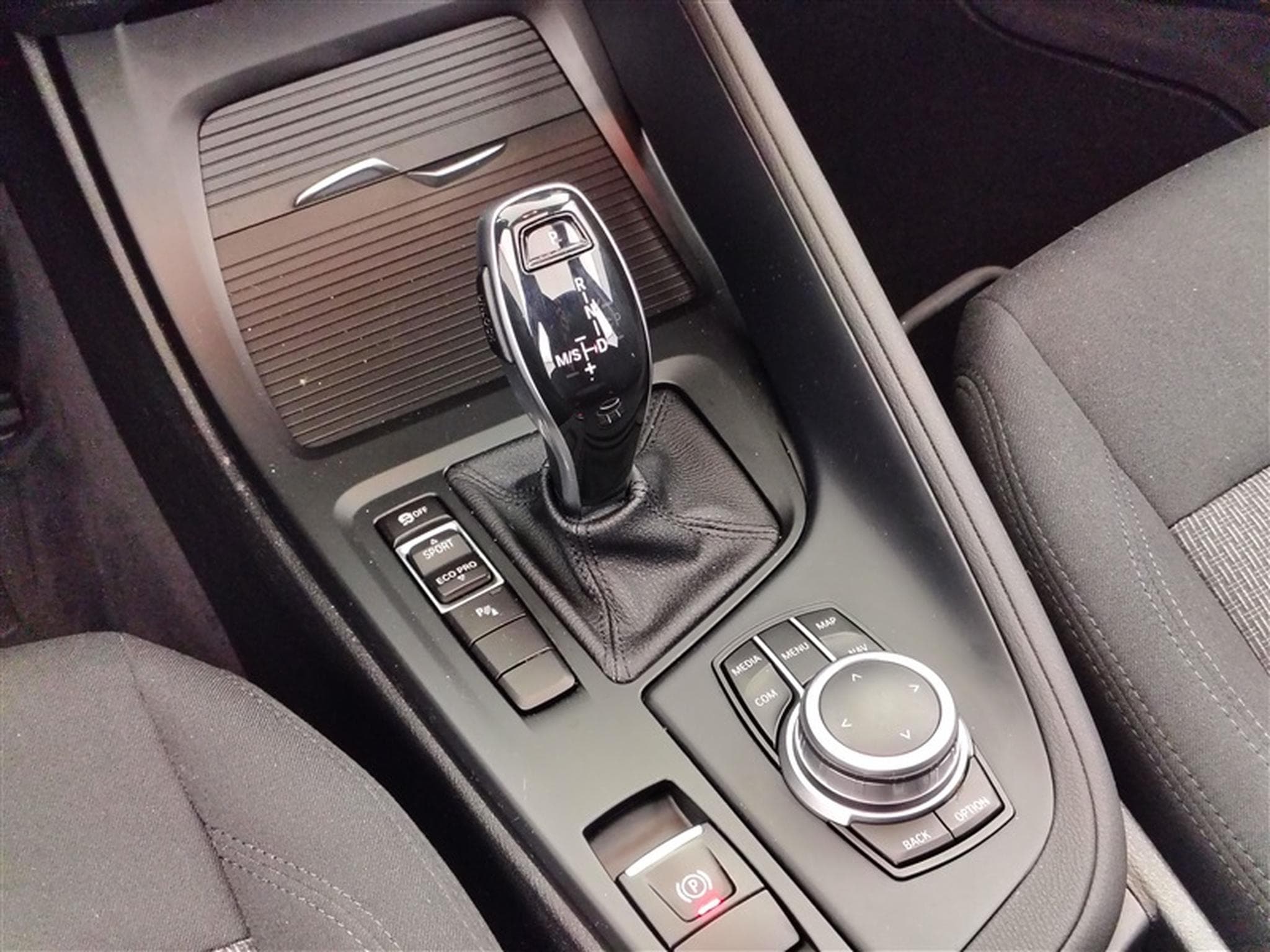 BMW X1 X1 1.5i sDrive18 OPF (2020) - Photo 12