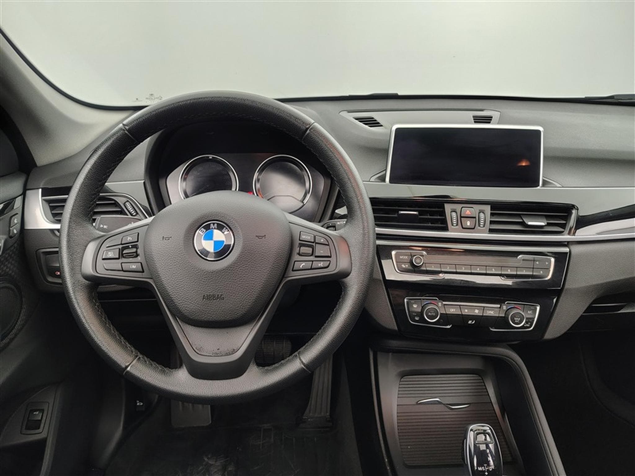 BMW X1 X1 1.5i sDrive18 OPF (2020) - Photo 9