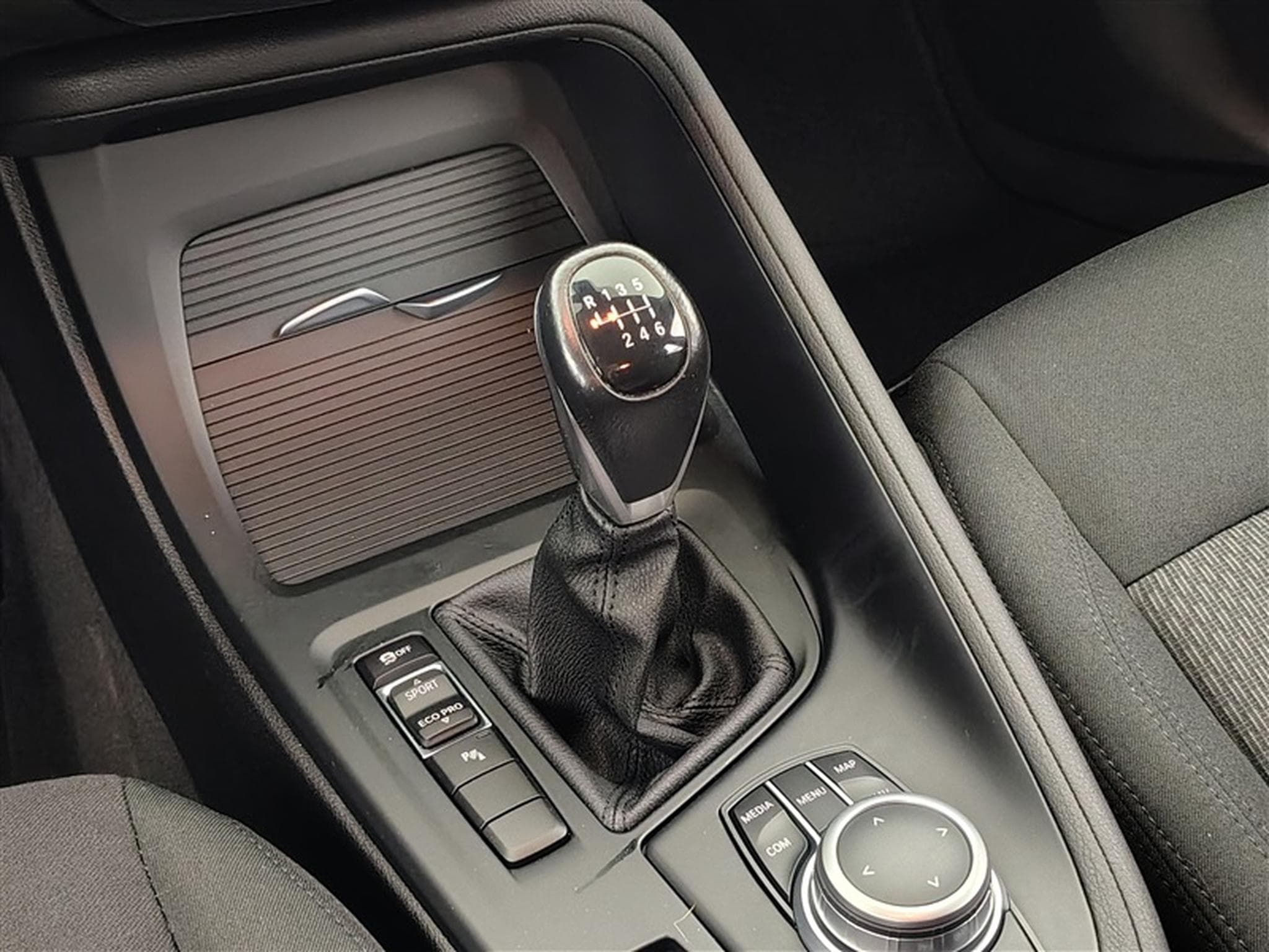 BMW X1 1.5 d sDrive16  Navi / PDC av+ar (2021) - Photo 12