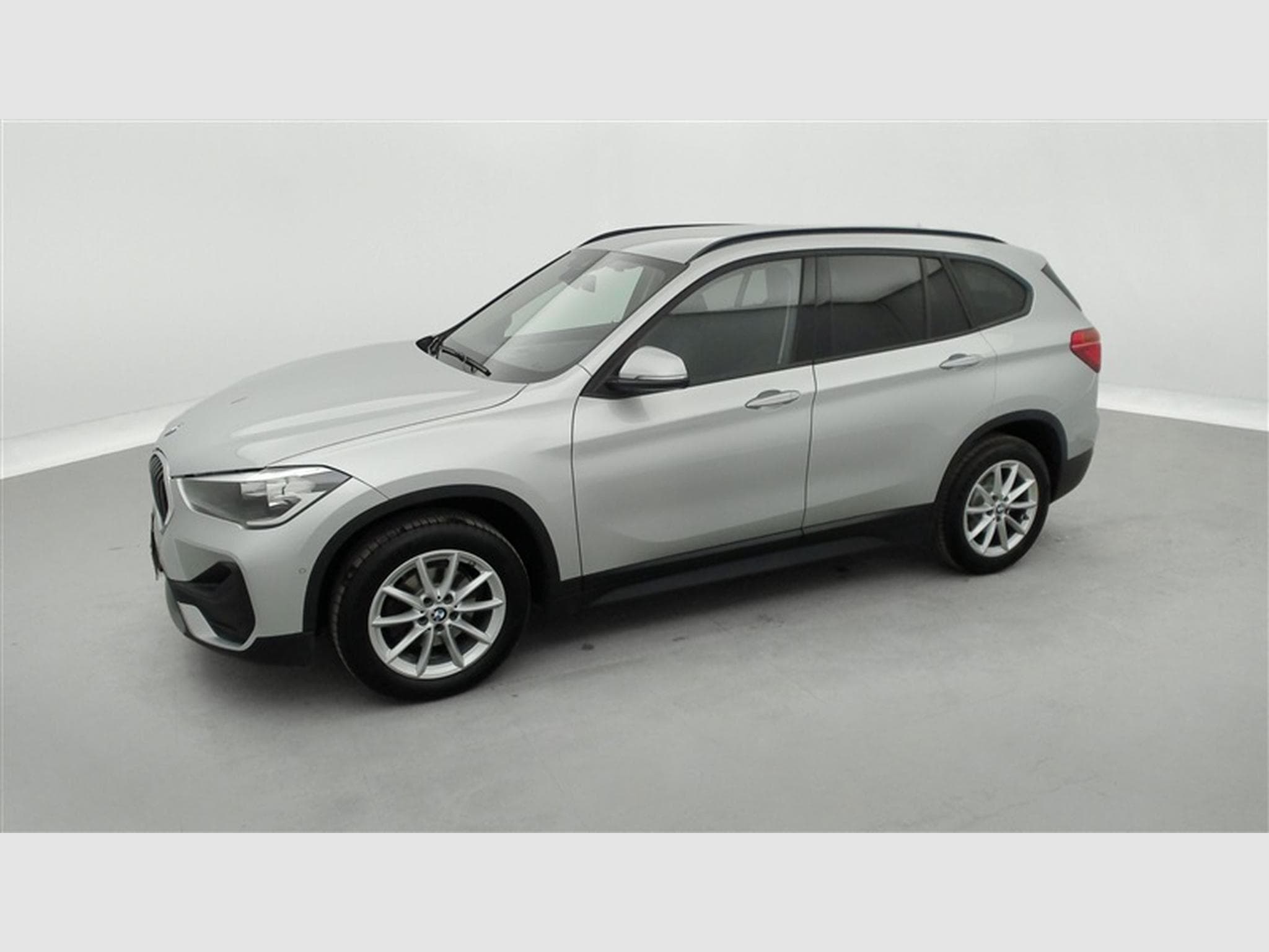 BMW X1 1.5 d sDrive16  Navi / PDC av+ar (2021) - Photo 20