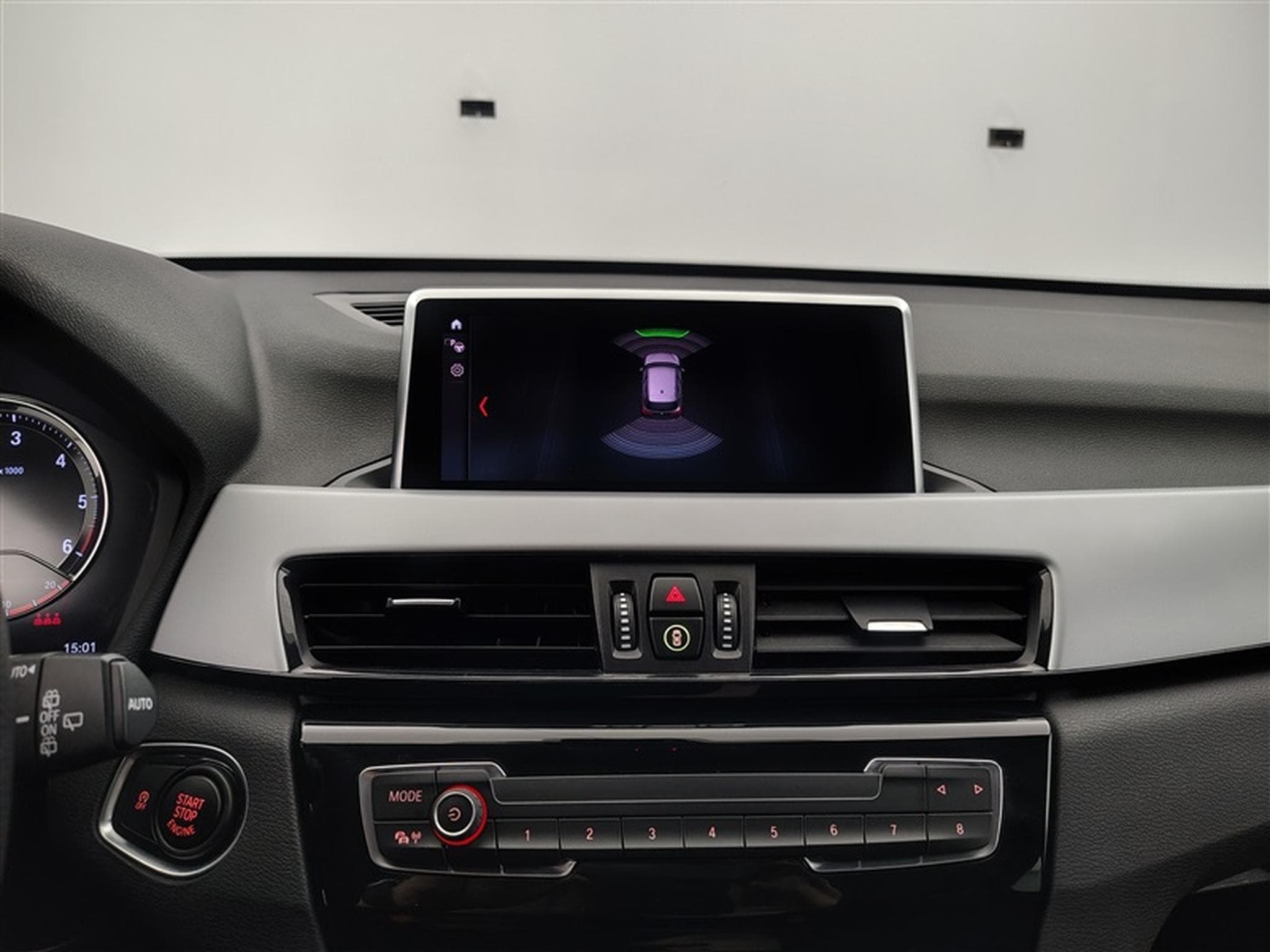 BMW X1 1.5 d sDrive16  Navi / PDC av+ar (2021) - Photo 17