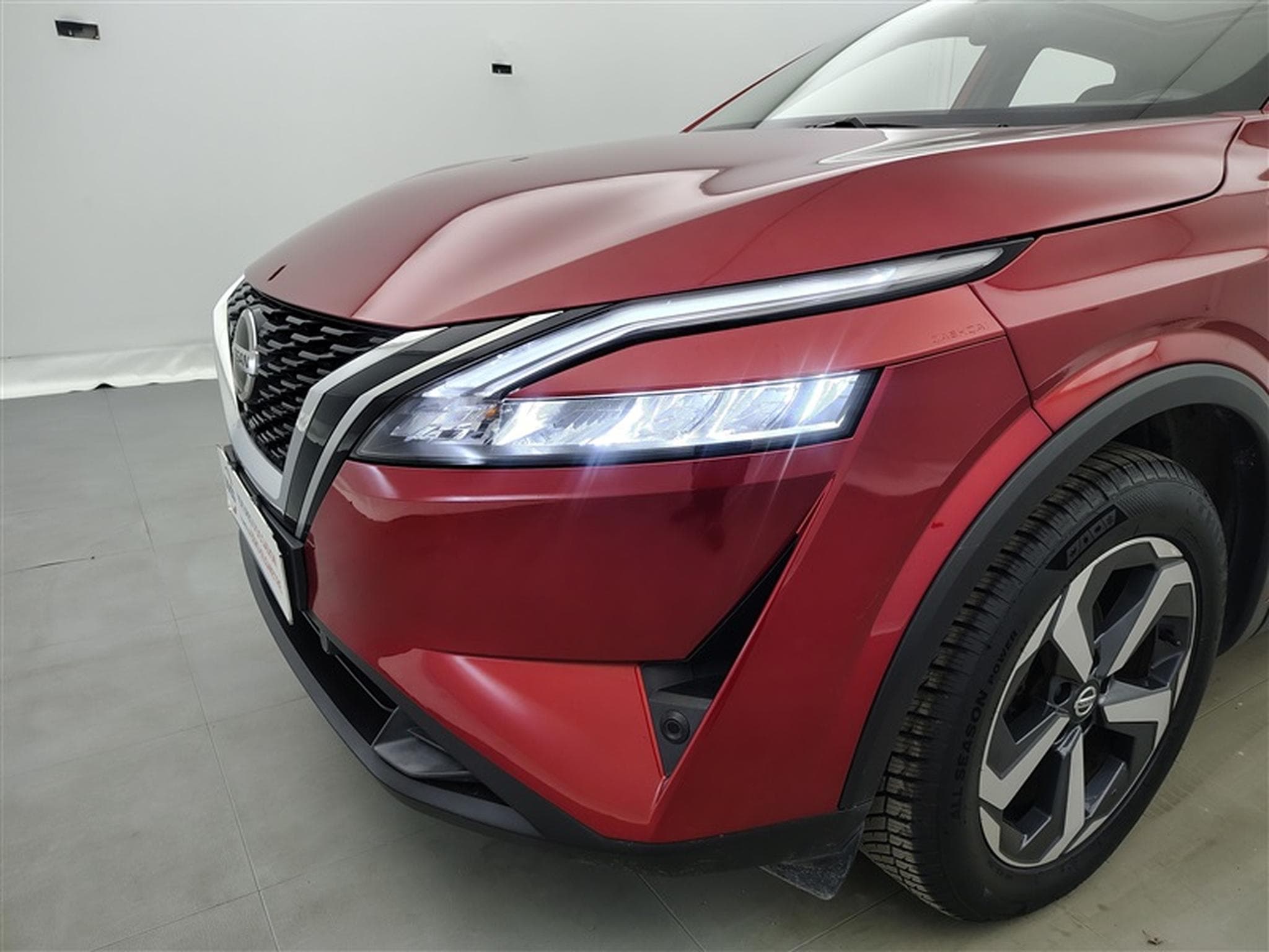 Nissan Qashqai 1.3 DIG-T N-Connecta CARPLAY / FULL LED / CAM (2022) - Photo 15