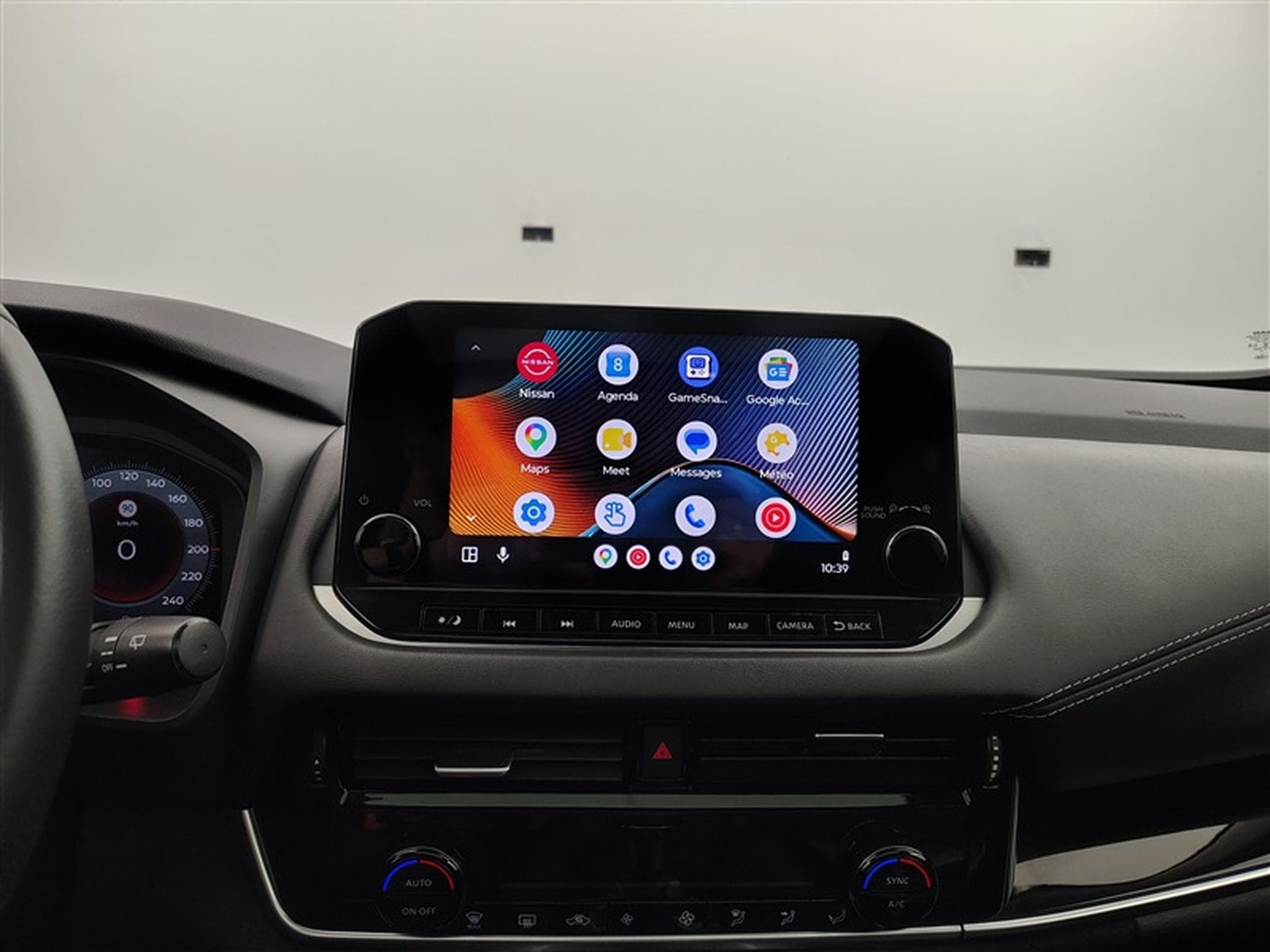 Nissan Qashqai 1.3 DIG-T N-Connecta CARPLAY / FULL LED / CAM (2022) - Photo 22