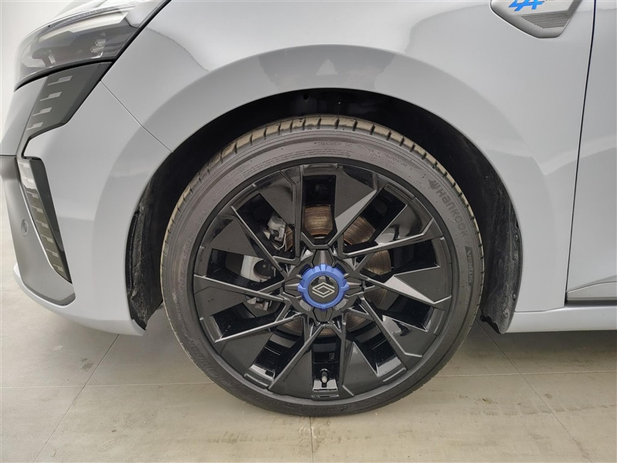 Renault Clio E-TECH 1.6i Esprit Alpine (2024) - Photo 6