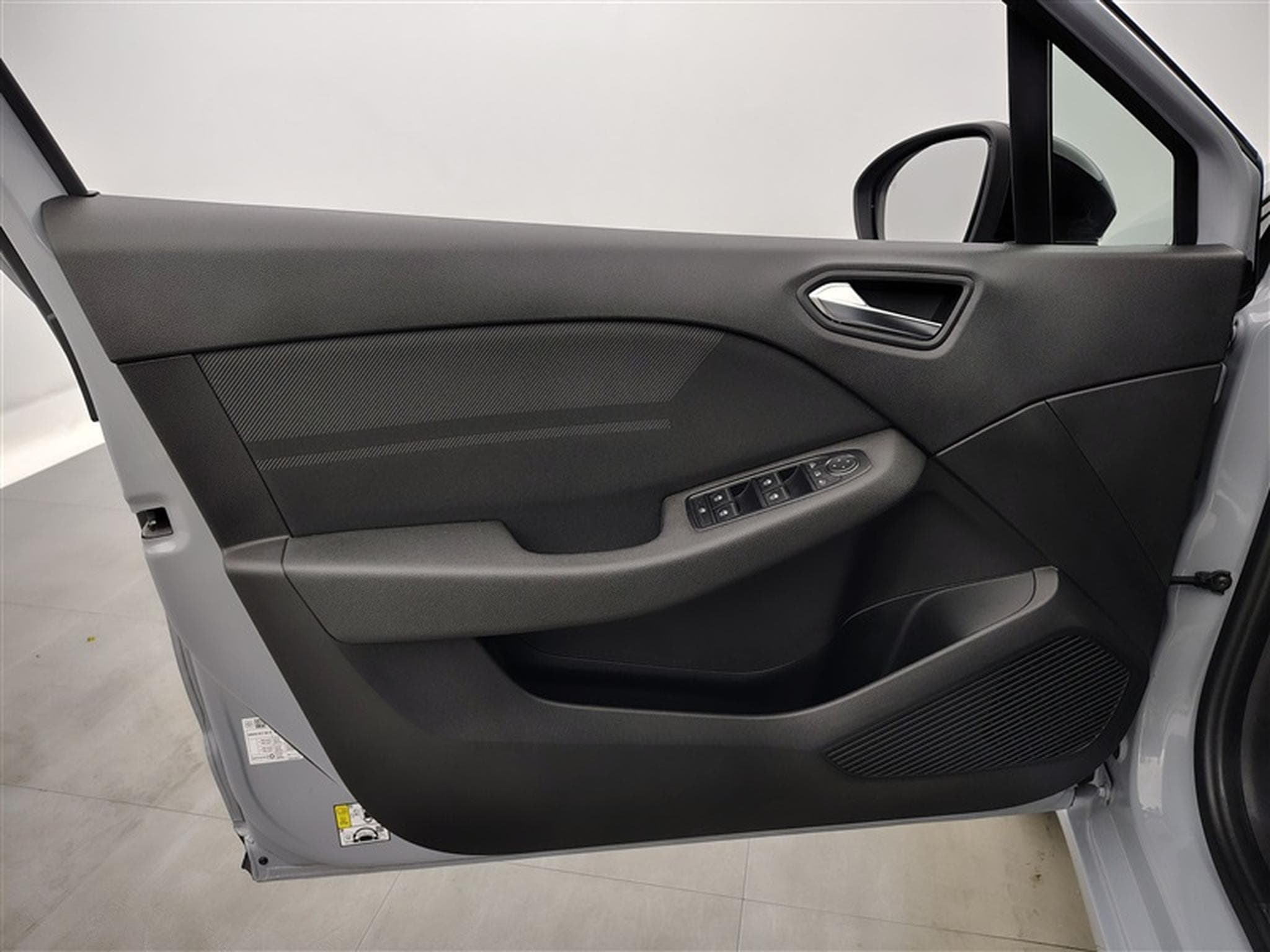 Renault Clio E-TECH 1.6i Esprit Alpine (2024) - Photo 17