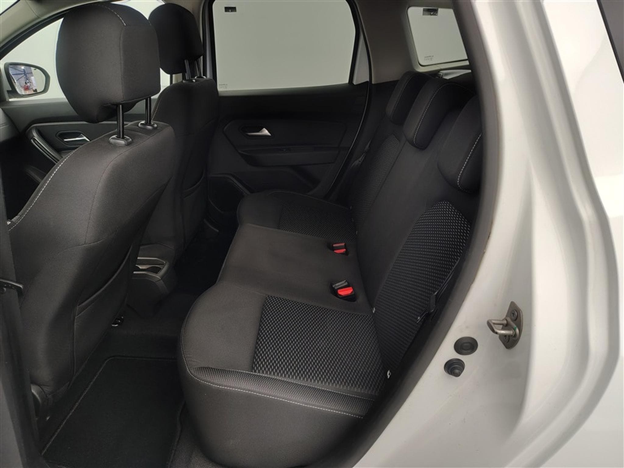 Dacia Duster 1.0 TCe 100cv Liberty NAVI / CLIM AUTO / CAMERA / JA 16" (2020) - Photo 13