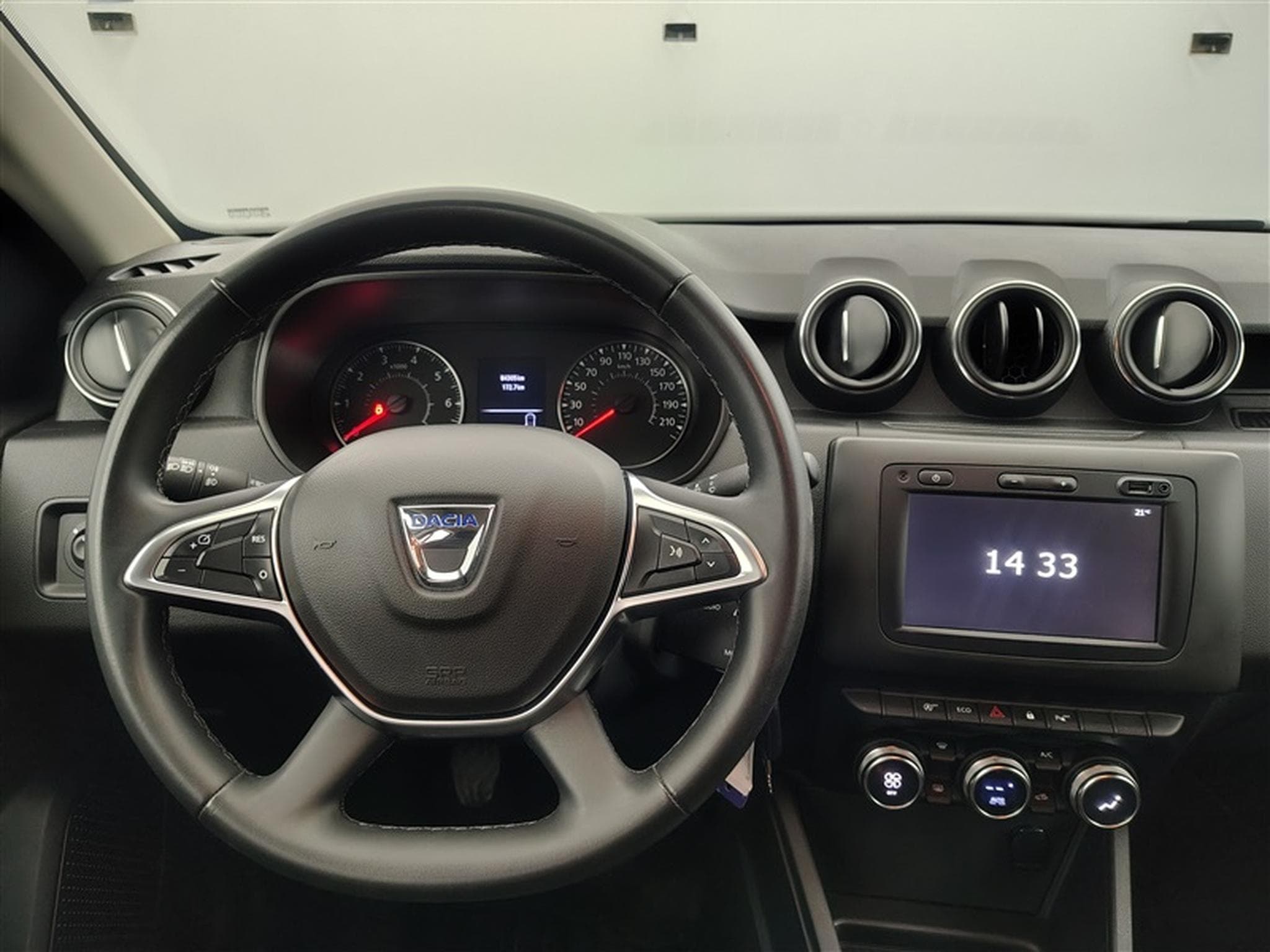 Dacia Duster 1.0 TCe 100cv Liberty NAVI / CLIM AUTO / CAMERA / JA 16" (2020) - Photo 9