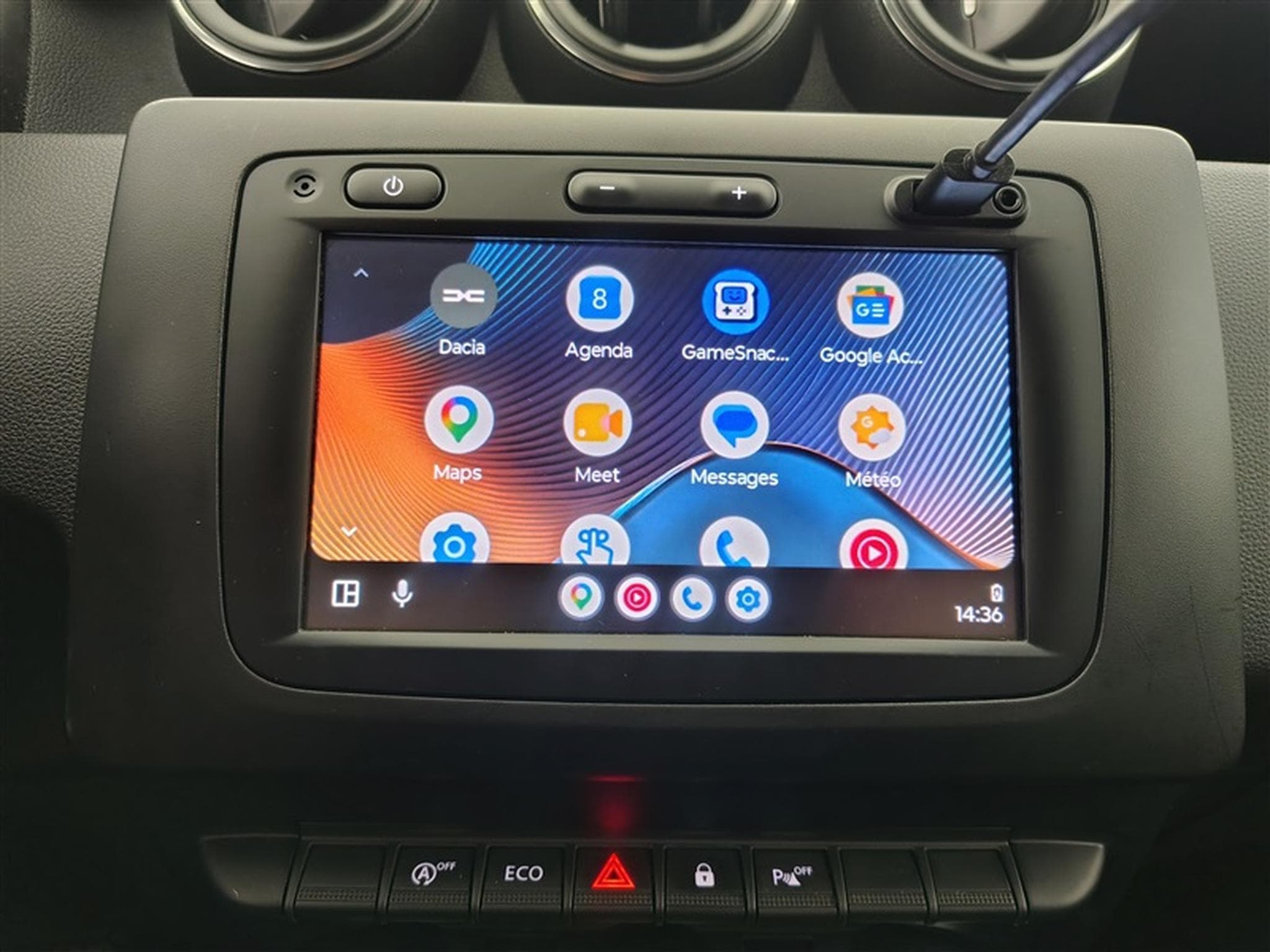 Dacia Duster 1.0 TCe 100cv Liberty NAVI / CLIM AUTO / CAMERA / JA 16" (2020) - Photo 19