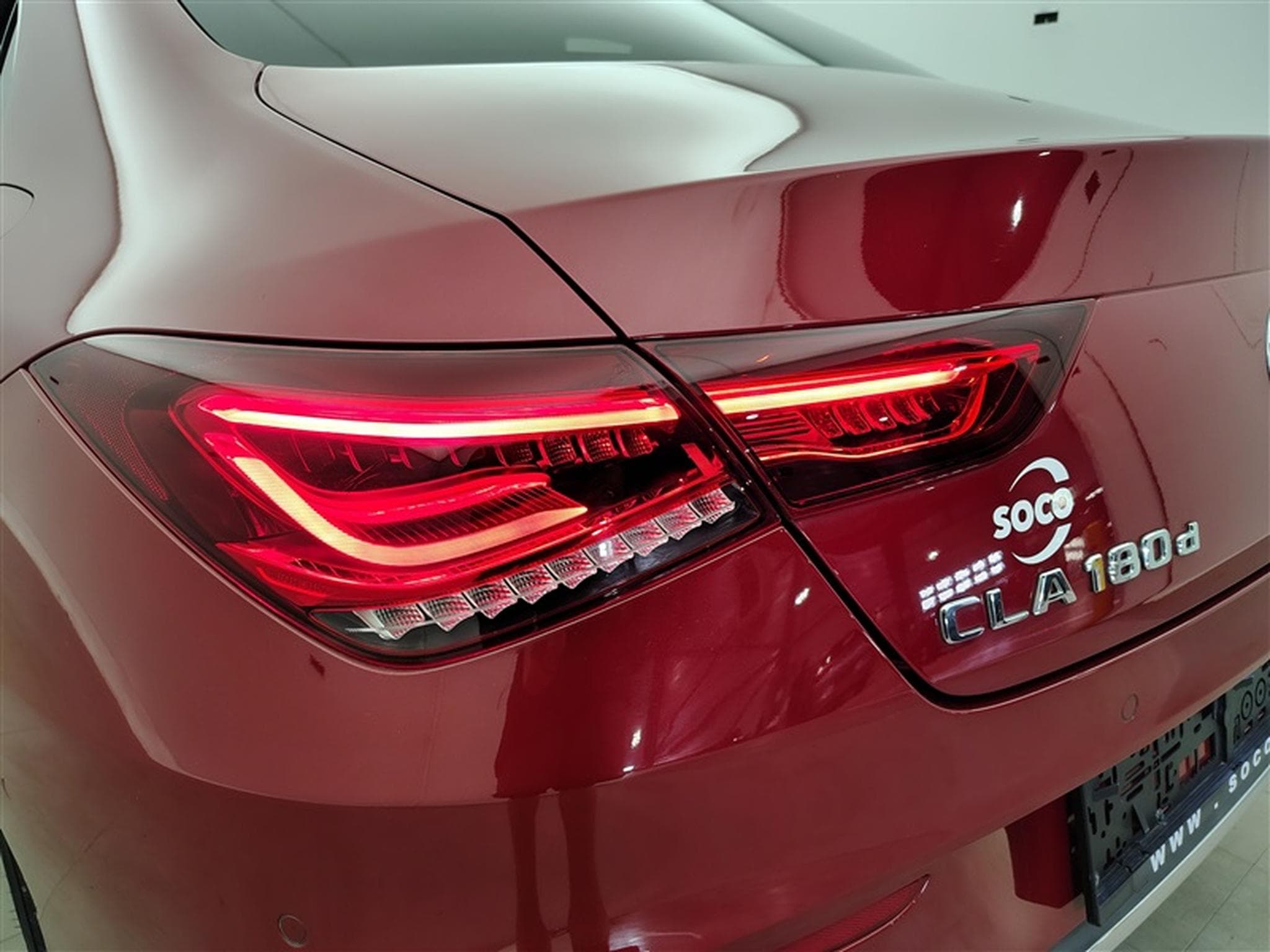 Mercedes CLA 180 180d Pack AMG *NAVI/FULL LED/CUIR PARTIEL/CAMERA/PDC/JA18* (2021) - Photo 16