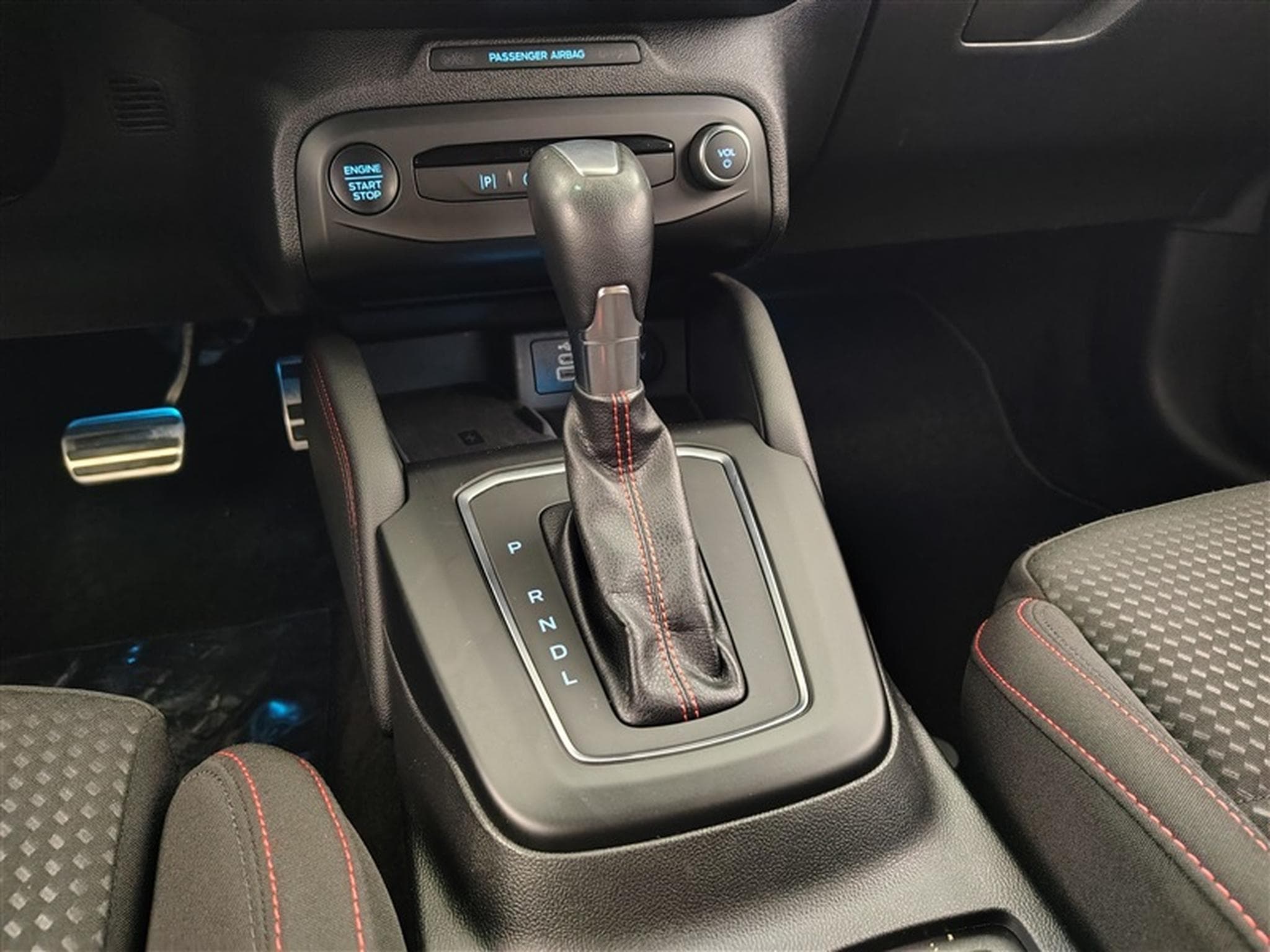 Ford Focus 1.0 EcoBoost 155Cv ST-Line Navi Cockpit / Led / PDC+Caméra (2024) - Photo 12