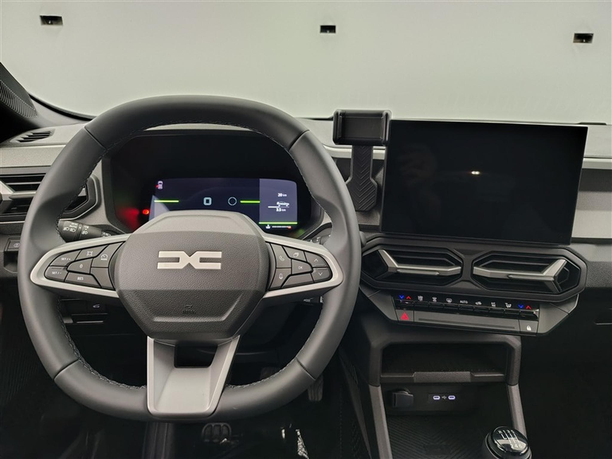 Dacia Bigster Mild Hybrid 140cv Journey NAVI / CARPLAY (2026) - Photo 9