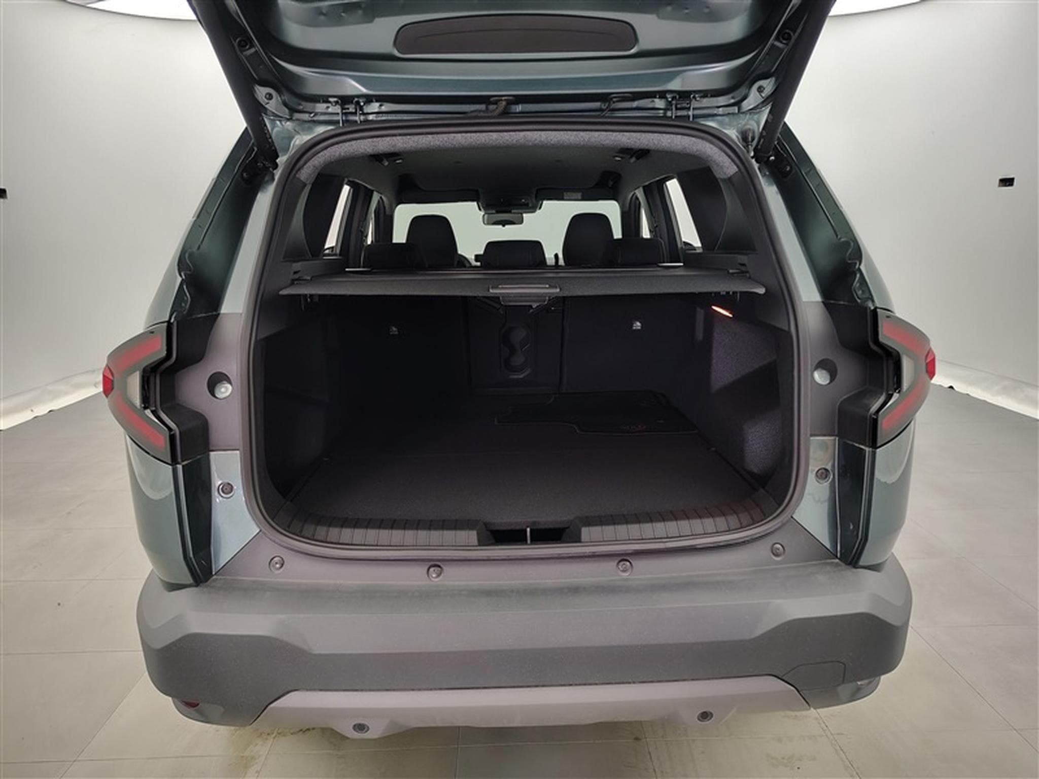 Dacia Bigster Mild Hybrid 140cv Journey NAVI / CARPLAY (2026) - Photo 14