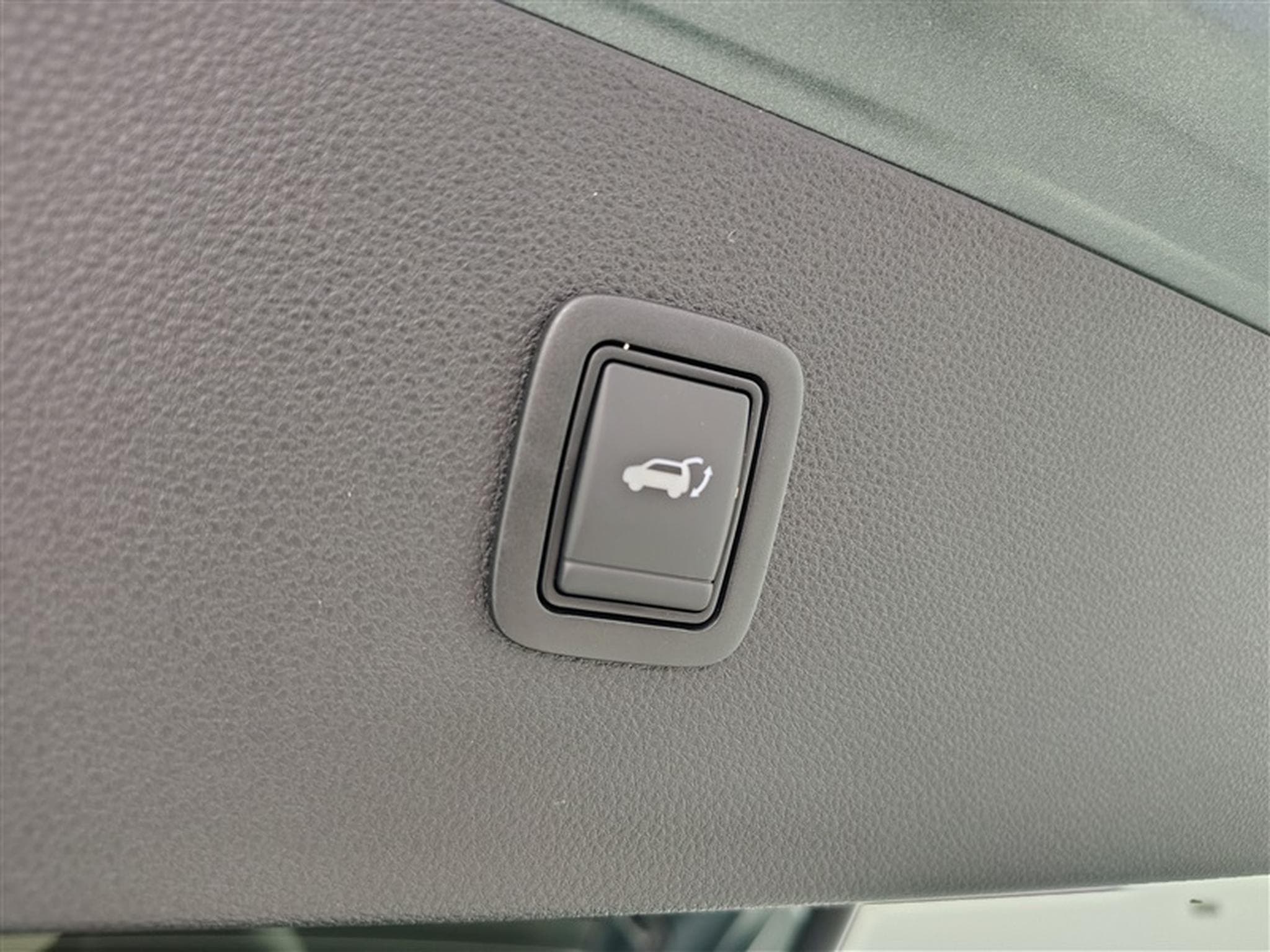 Dacia Bigster Mild Hybrid 140cv Journey NAVI / CARPLAY (2026) - Photo 17