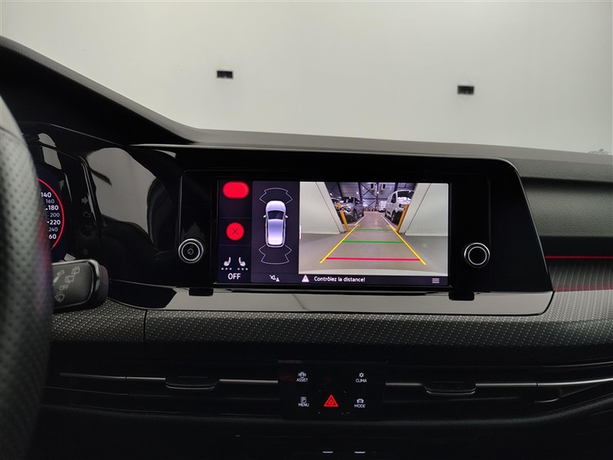 VW Golf 1.5 TSI 130Cv DSG R-Line CARPLAY / CAMERA / ALU18" (2024) - Photo 18