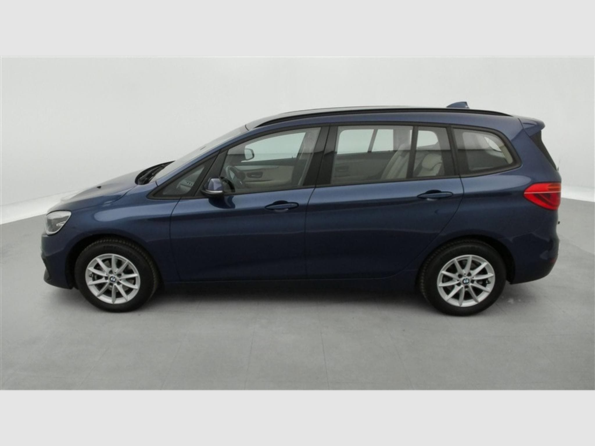 BMW 216 Gran Tourer 216i CUIR/NAVI/FULL LED/JA/PDC AV AR (2022) - Photo 3