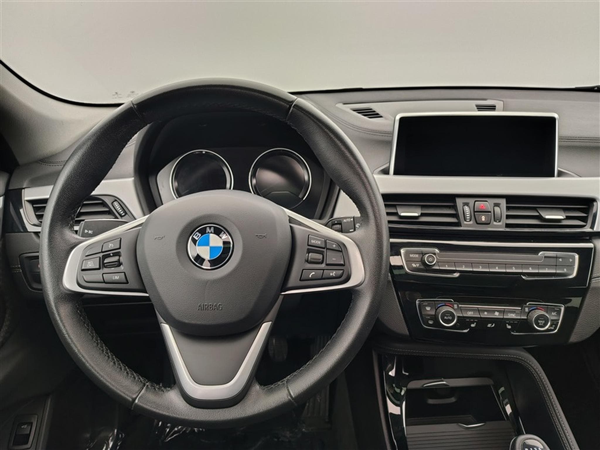 BMW X2 1.5 d sDrive16 NAVI / FULL LED / TOIT PANO (2020) - Photo 9